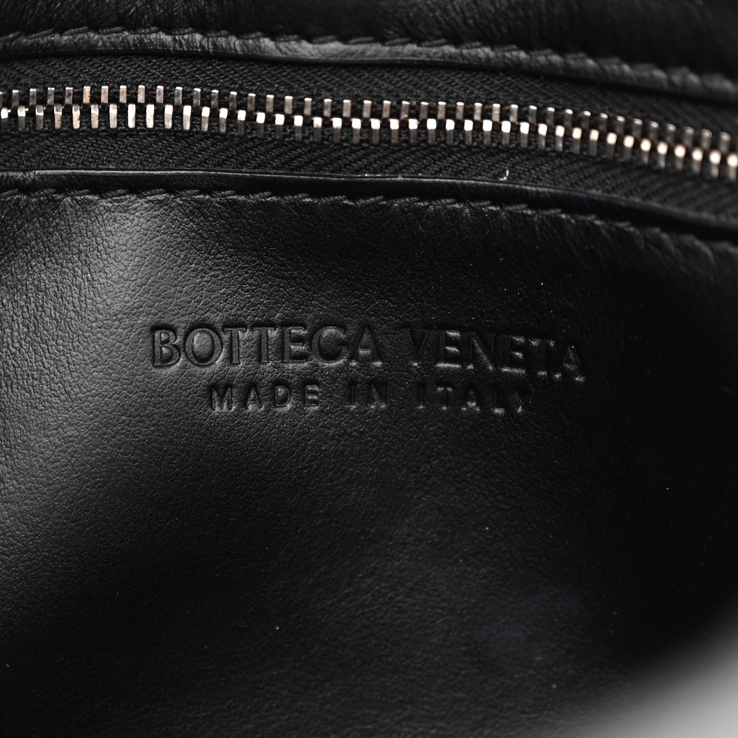 Bottega Veneta Calfskin Maxi Intreccio Cassette With Strap Bag Black 6 of 9