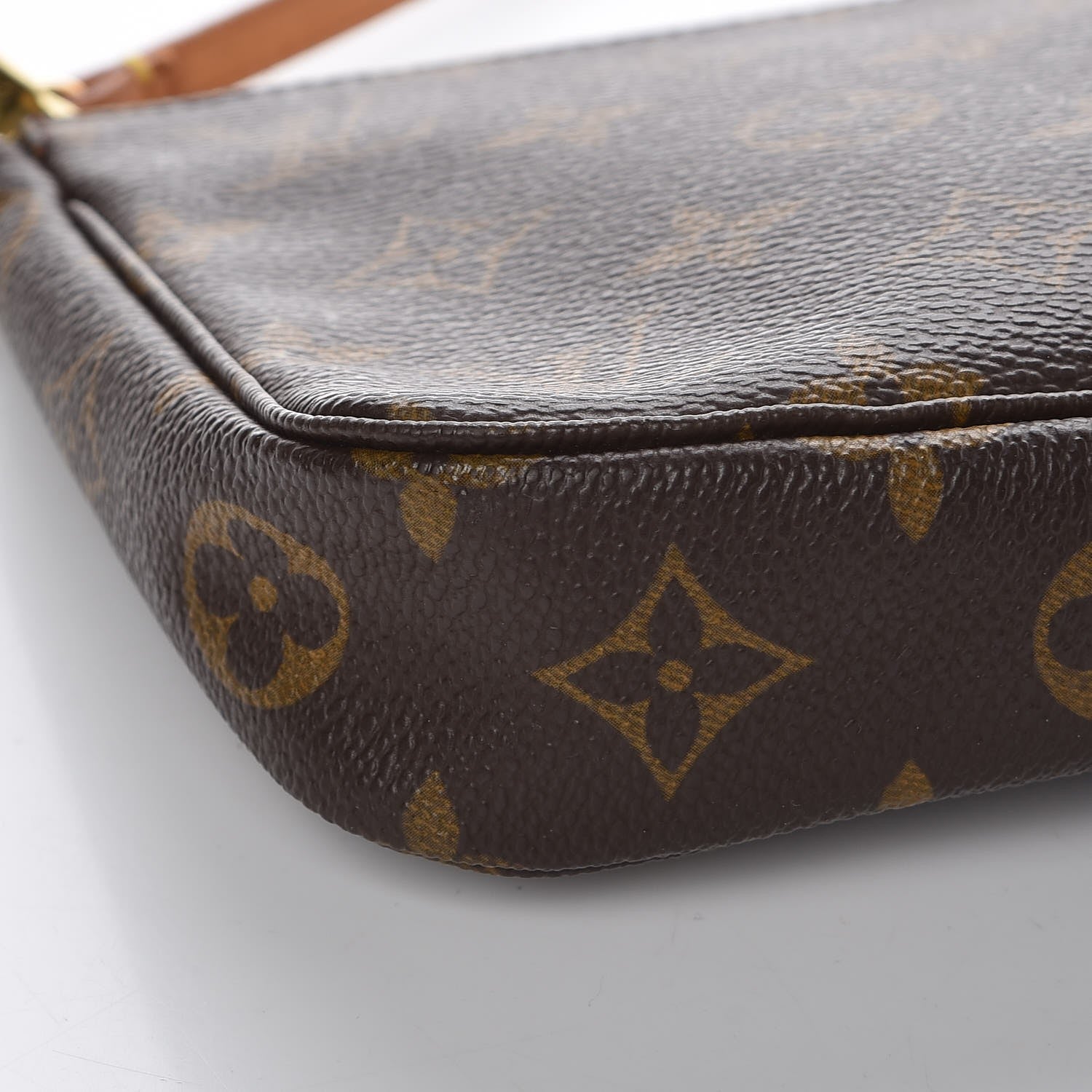 Louis Vuitton Monogram Pochette Accessories 9 of 10