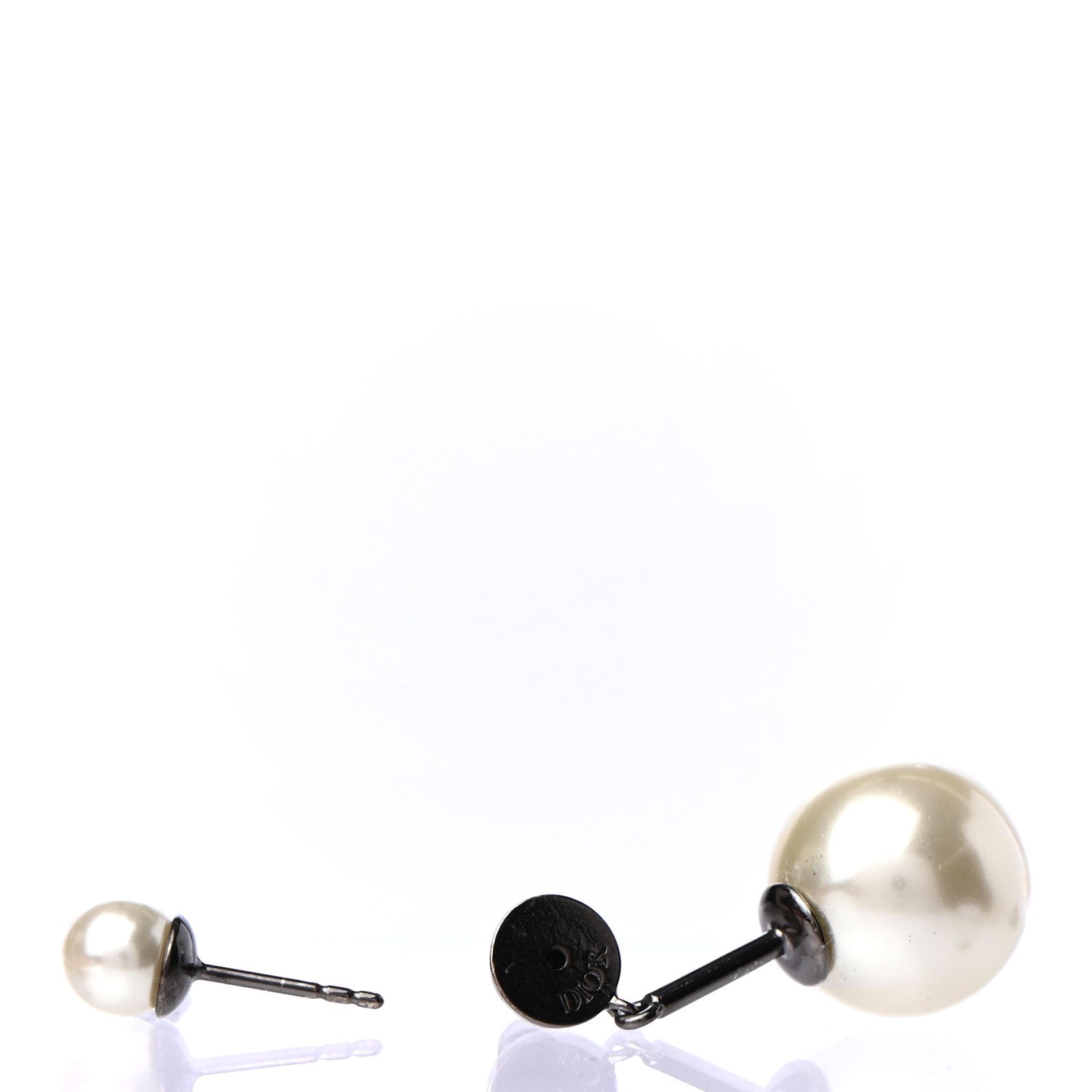 Christian Dior Crystal Pearl My ABCDior Q Tribale Earring Black Silver 3 of 4