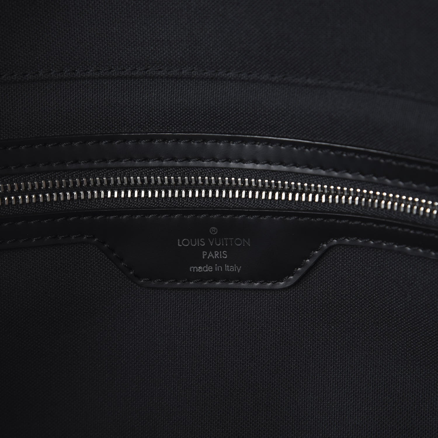 Louis Vuitton Taiga Dersou Messenger Bag Ardoise 7 of 8