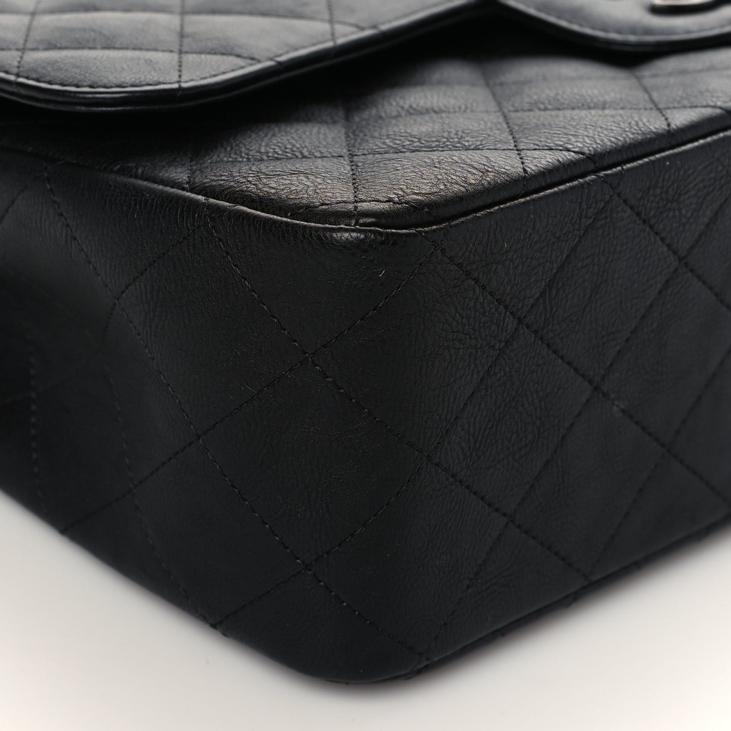 Crumpled Calfskin Quilted Jumbo Double Flap So Black