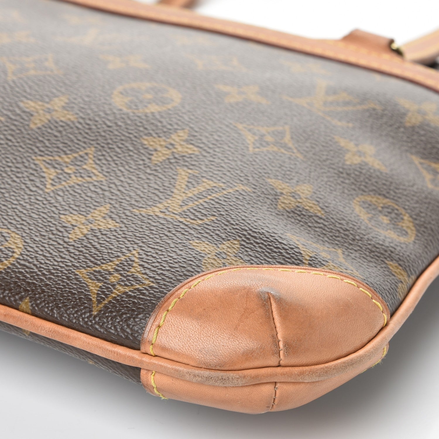 Louis Vuitton Monogram Sac Coussin GM 10 of 14