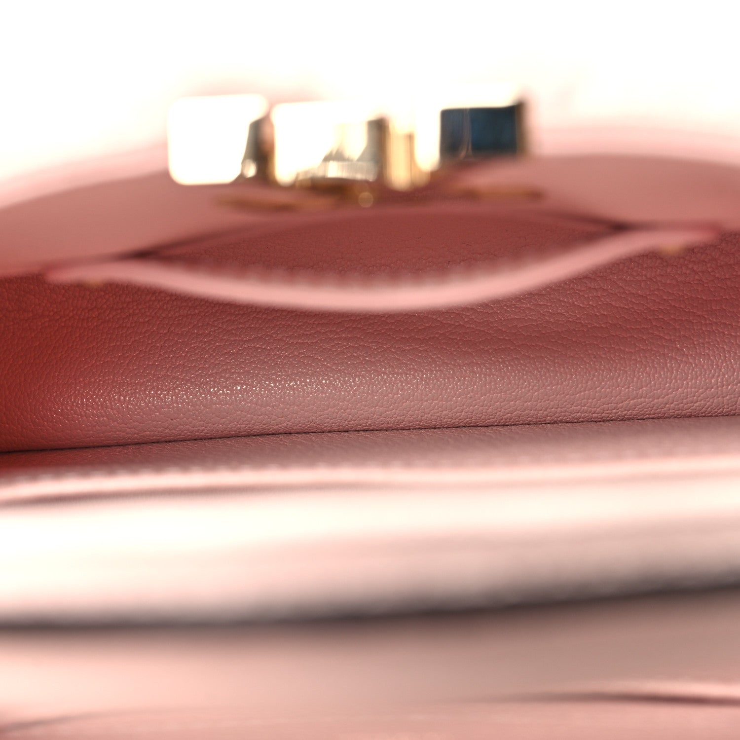 Louis Vuitton Mink Calfskin Goatskin Capucines Mini Rosewater Pink 5 of 9