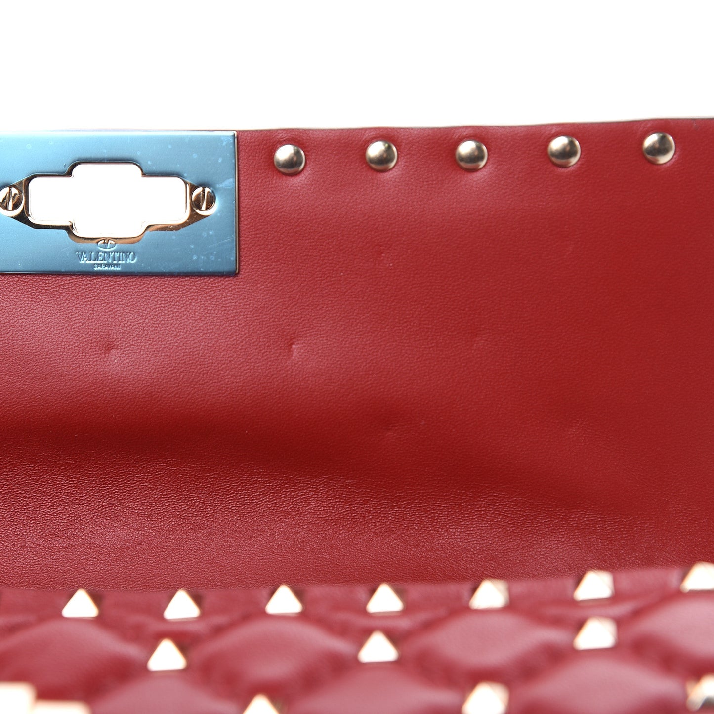 Nappa Rockstud Spike Wallet on Chain Rosso Valentino