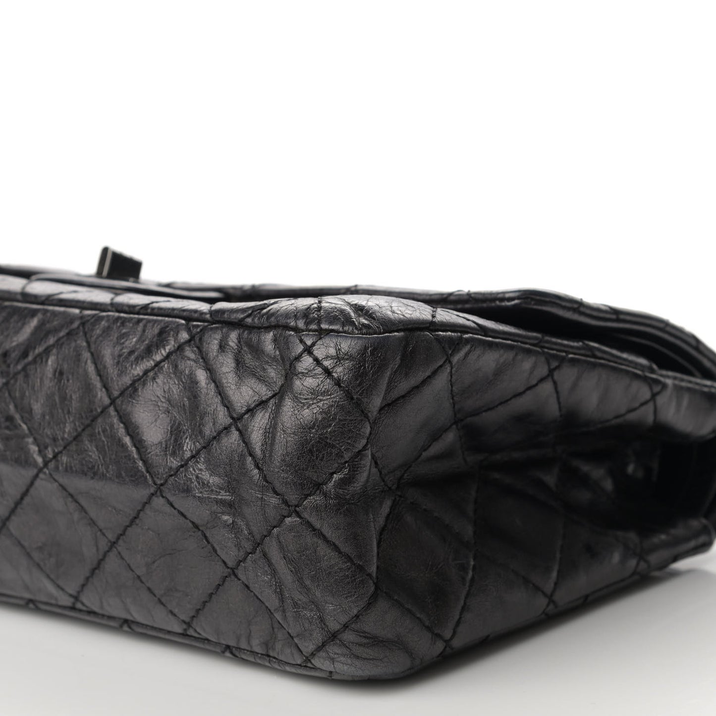 Metallic Aged Calfskin Quilted 2.55 Reissue 226 Flap Dark Silver