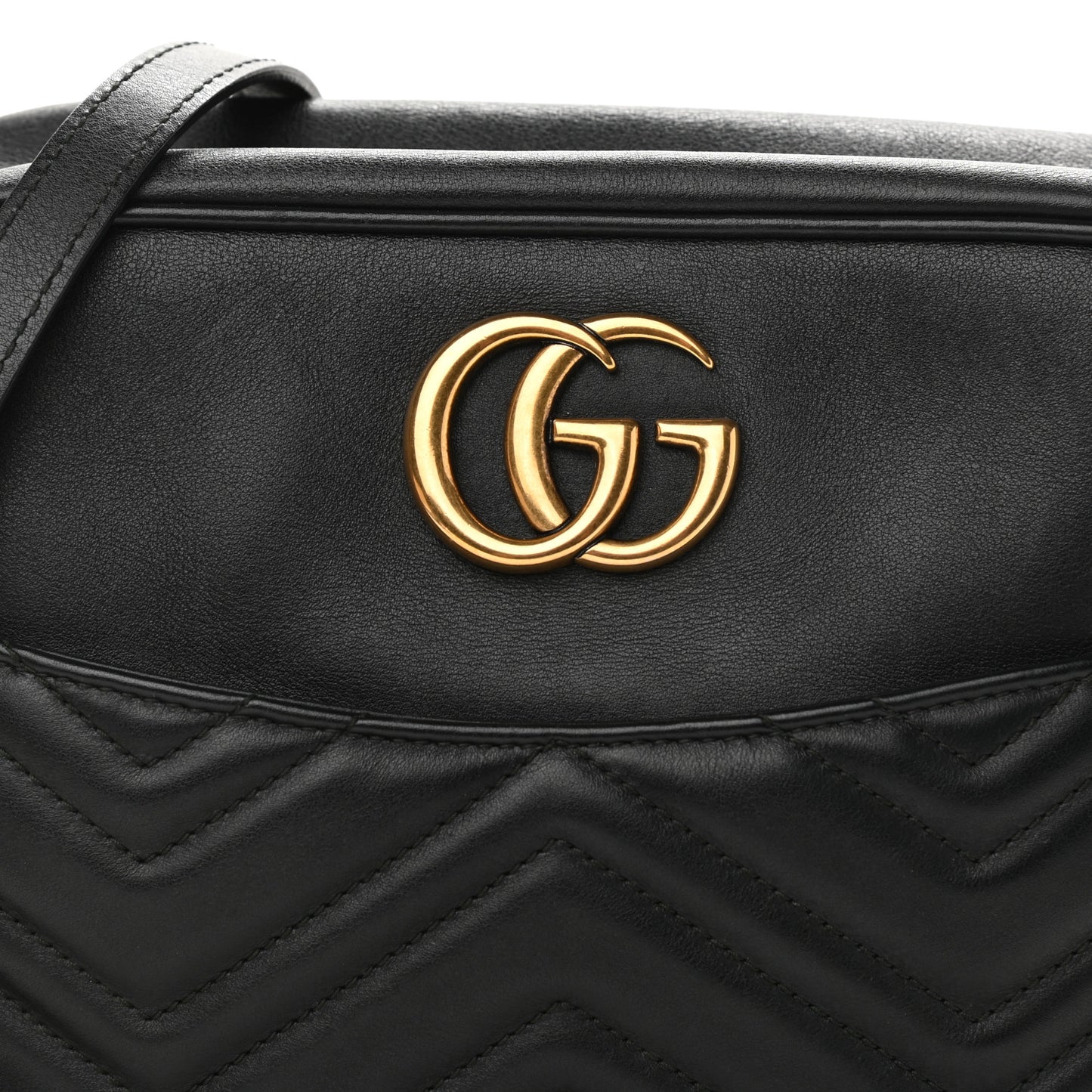 Calfskin Matelasse Medium GG Marmont Chain Shoulder Bag Black