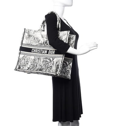 Christian Dior Canvas Embroidered Toile De Jouy Book Tote White Black 2 of 9