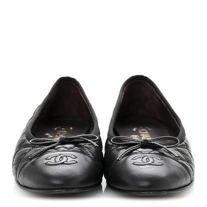 Chanel Aged Calfskin Quilted CC Cap Toe Ballerina Flats 37.5 Black 3 of 10