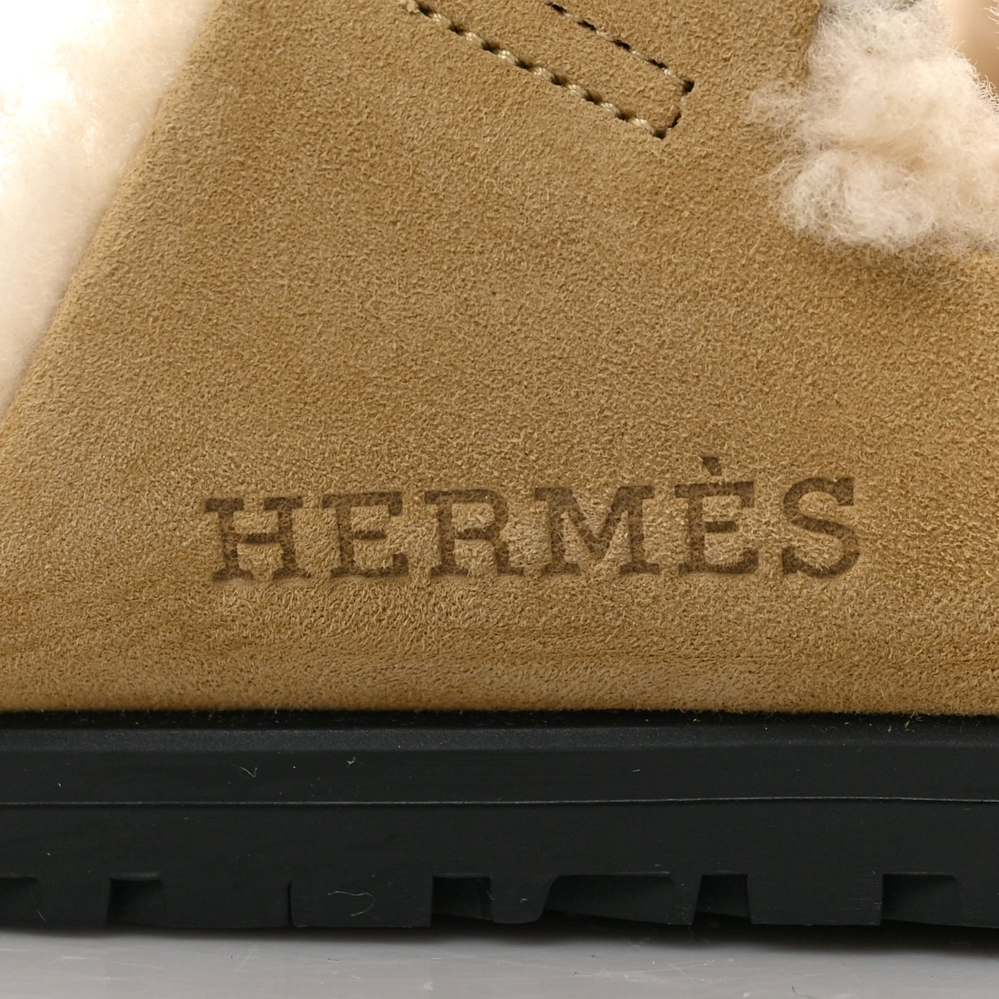 Suede Goatskin Woolskin Womens Chypre Sandals 38 Beige Albatre
