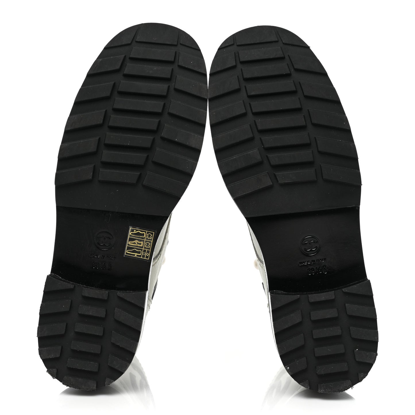 Lambskin Grained Calfskin CC Cap Toe Short Boots 39.5 White Black