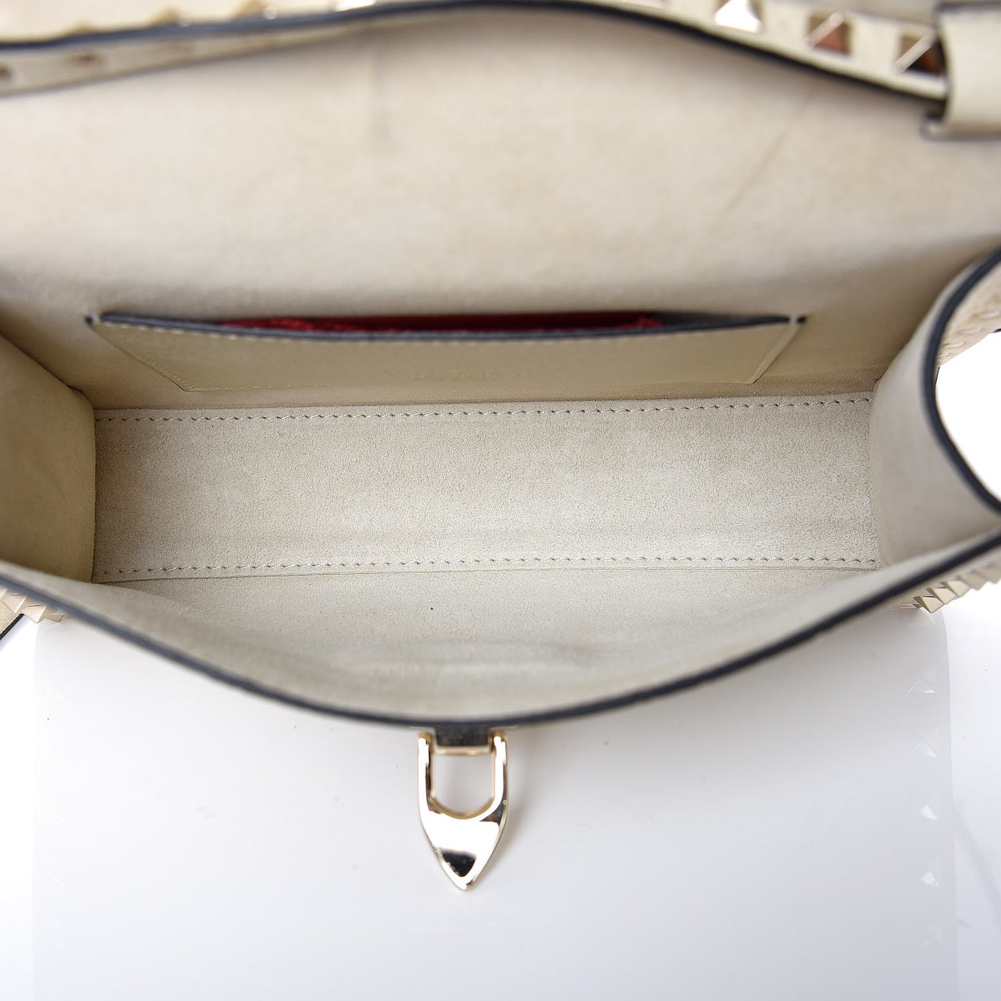 Pebbled Calfskin Medium Rockstud Flip Lock Crossbody Bag Light Ivory