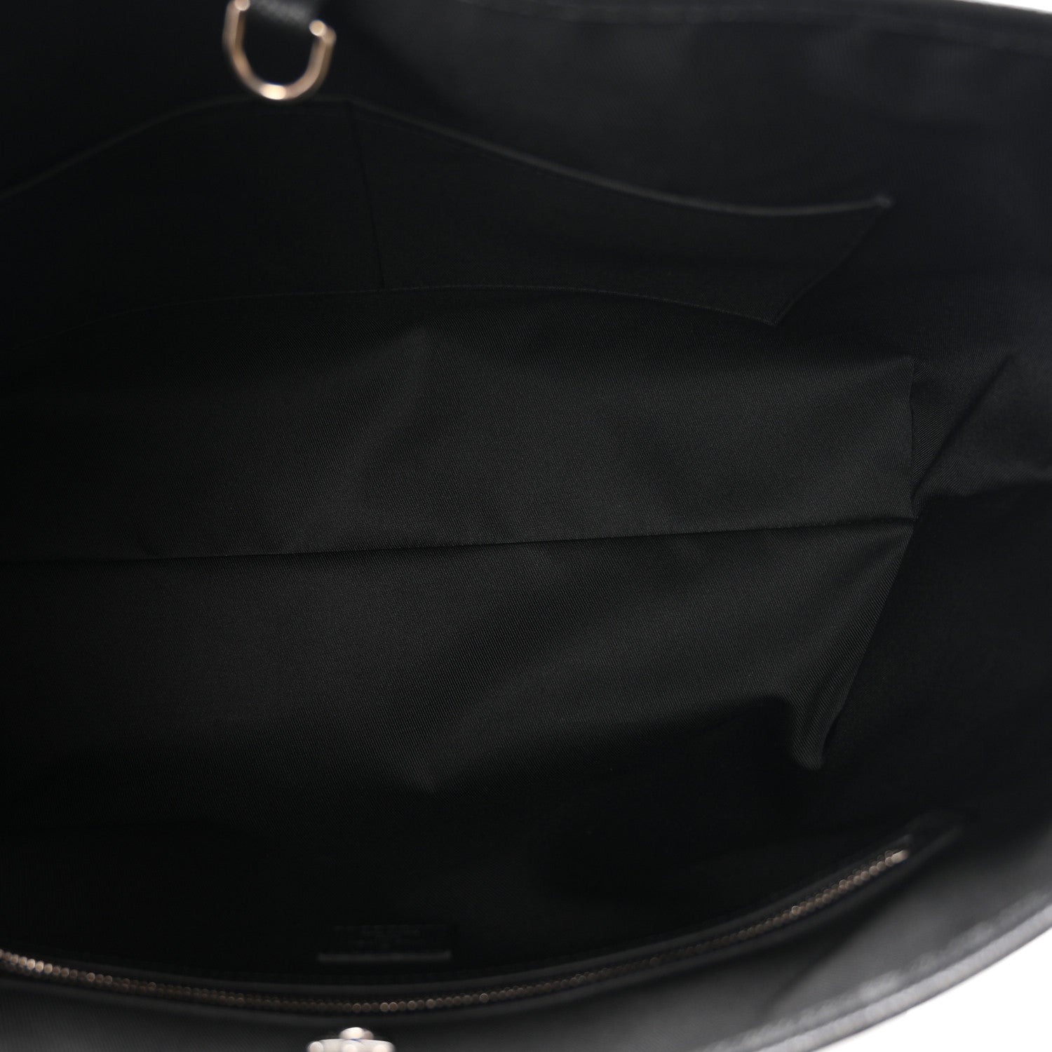 Louis Vuitton Monogram Eclipse Taigaramma Weekend Tote NM 5 of 9