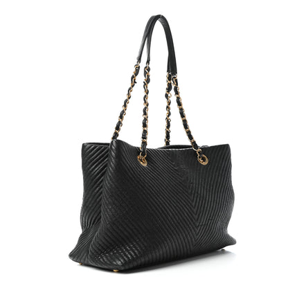 Chanel Wrinkled Lambskin Chevron Quilted Surpique Tote Black 3 of 9