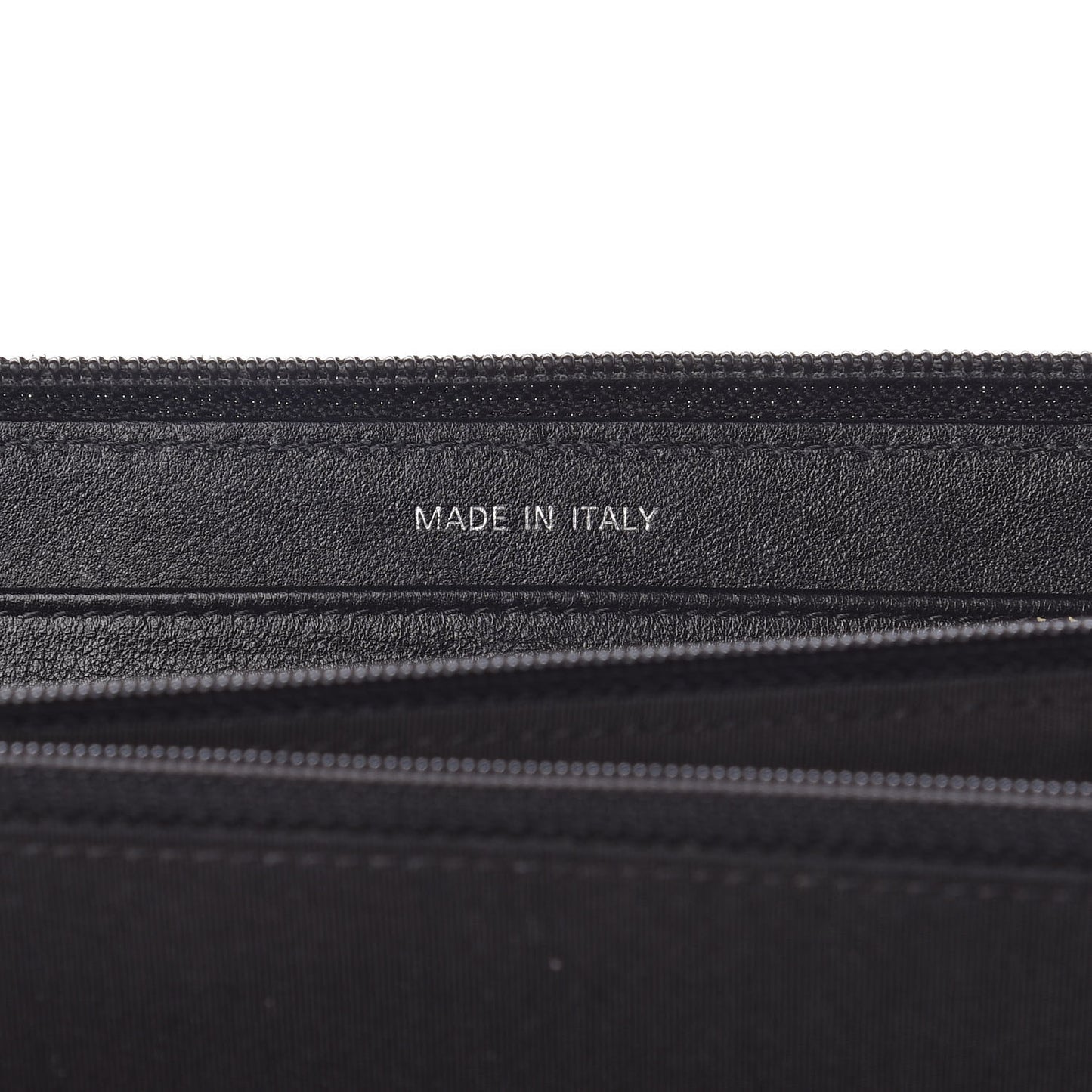 Caviar Timeless CC Large Gusset Zip Around Wallet Black