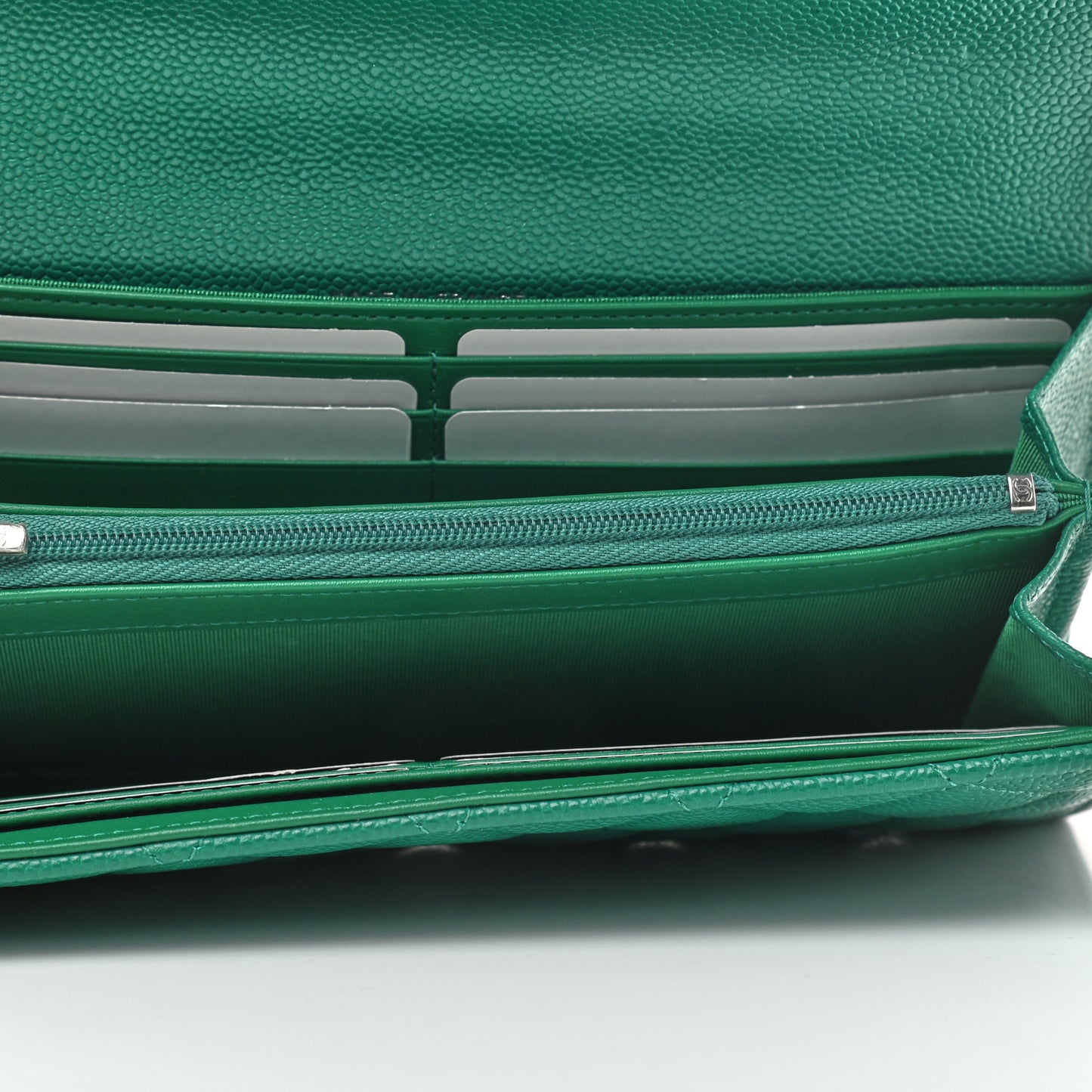 Caviar Quilted Large Gusset Flap Wallet Green