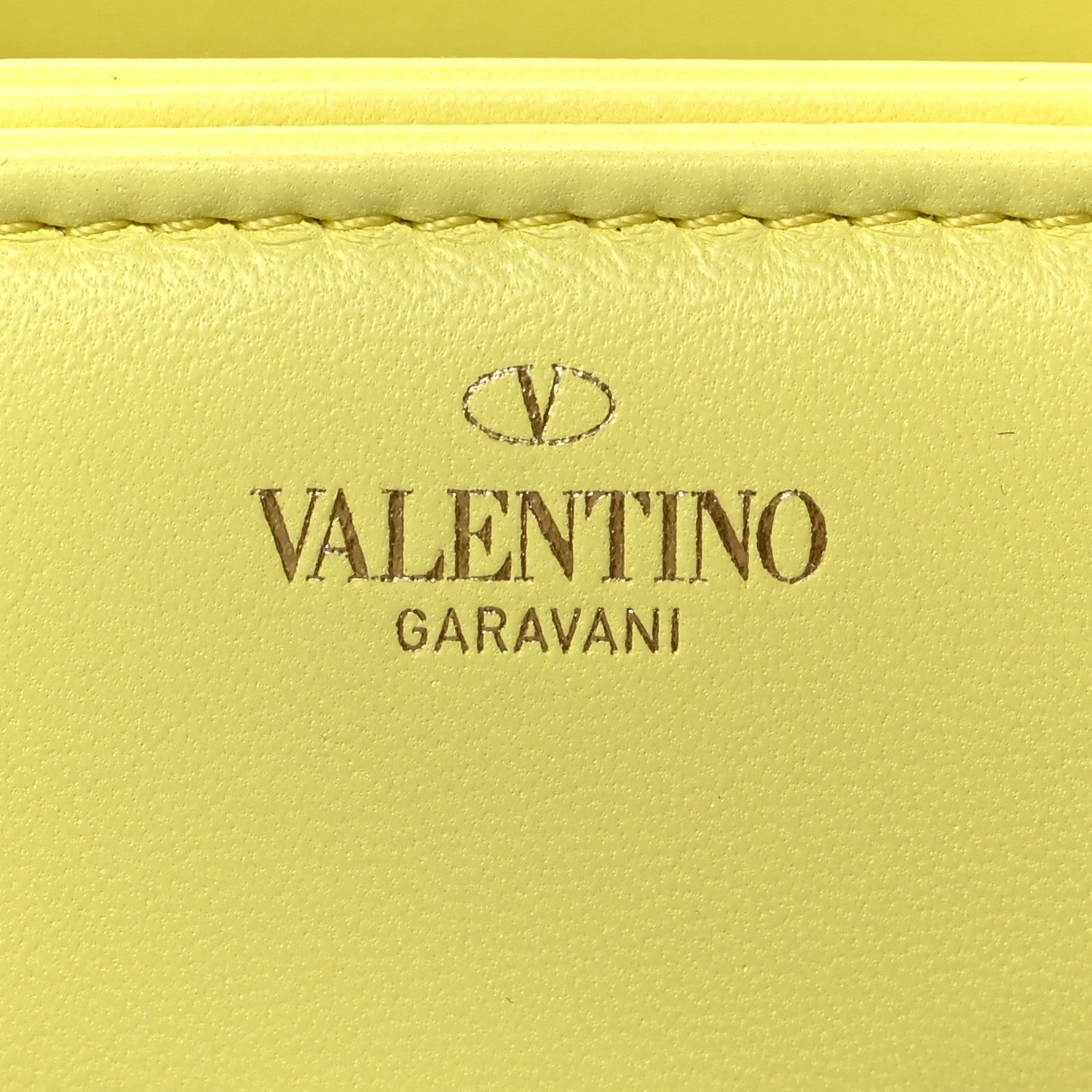 Valentino Garavani Nappa One Stud Chain Clutch Pale Yellow 6 of 9