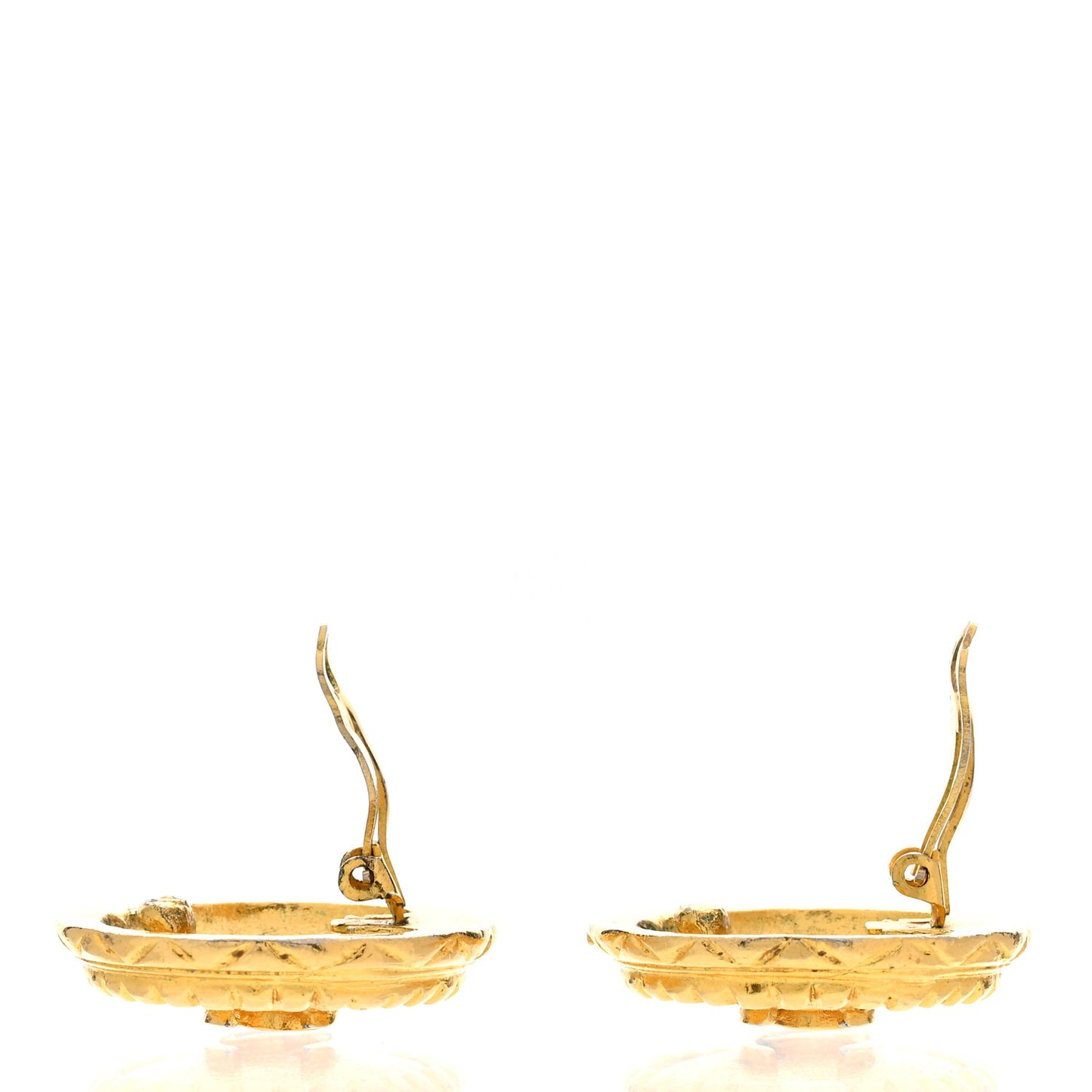 Metal CC Round Clip On Earrings Gold