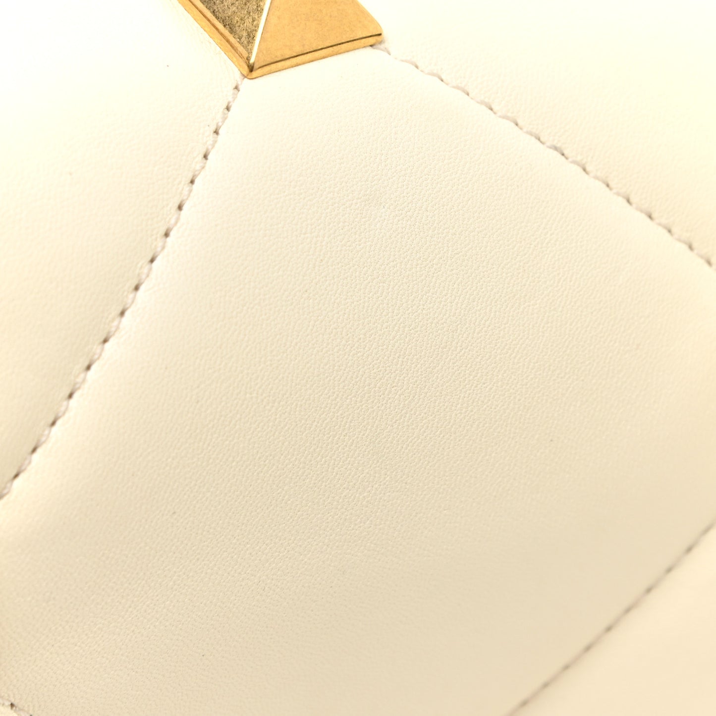 Nappa Large Roman Stud Shoulder Bag Ivory