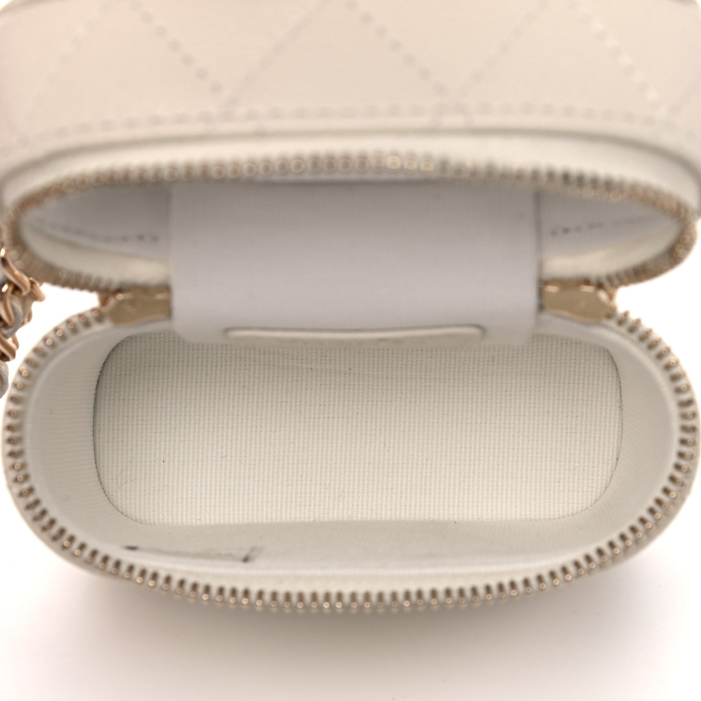 Caviar Quilted Small Handle With Care Vanity Case With Chain White