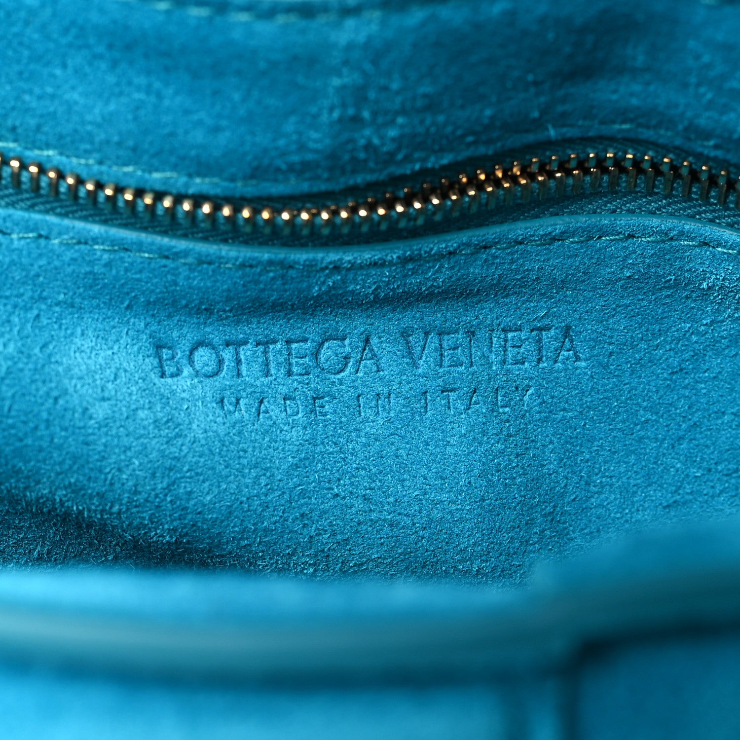 Bottega Veneta Suede Maxi Intrecciato Padded Chain Cassette Crossbody Bag Blaster 6 of 9