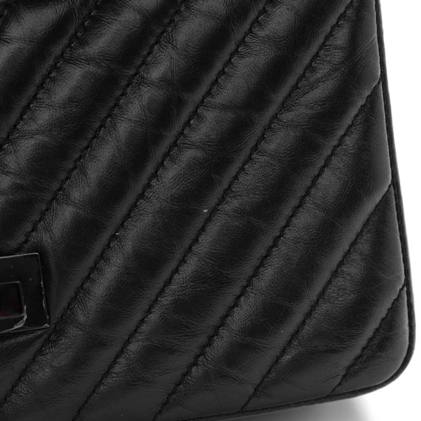 Aged Calfskin Chevron Quilted 2.55 Reissue Mini Flap So Black