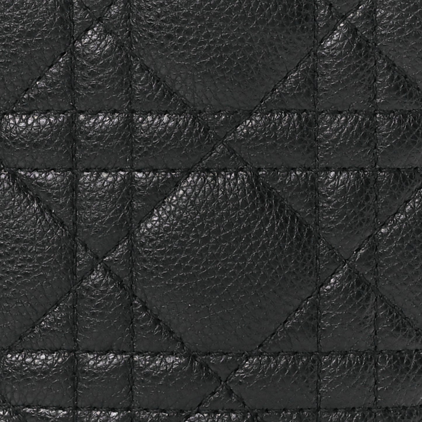 Supple Calfskin Cannage Caro Multifunctional Pouch Black