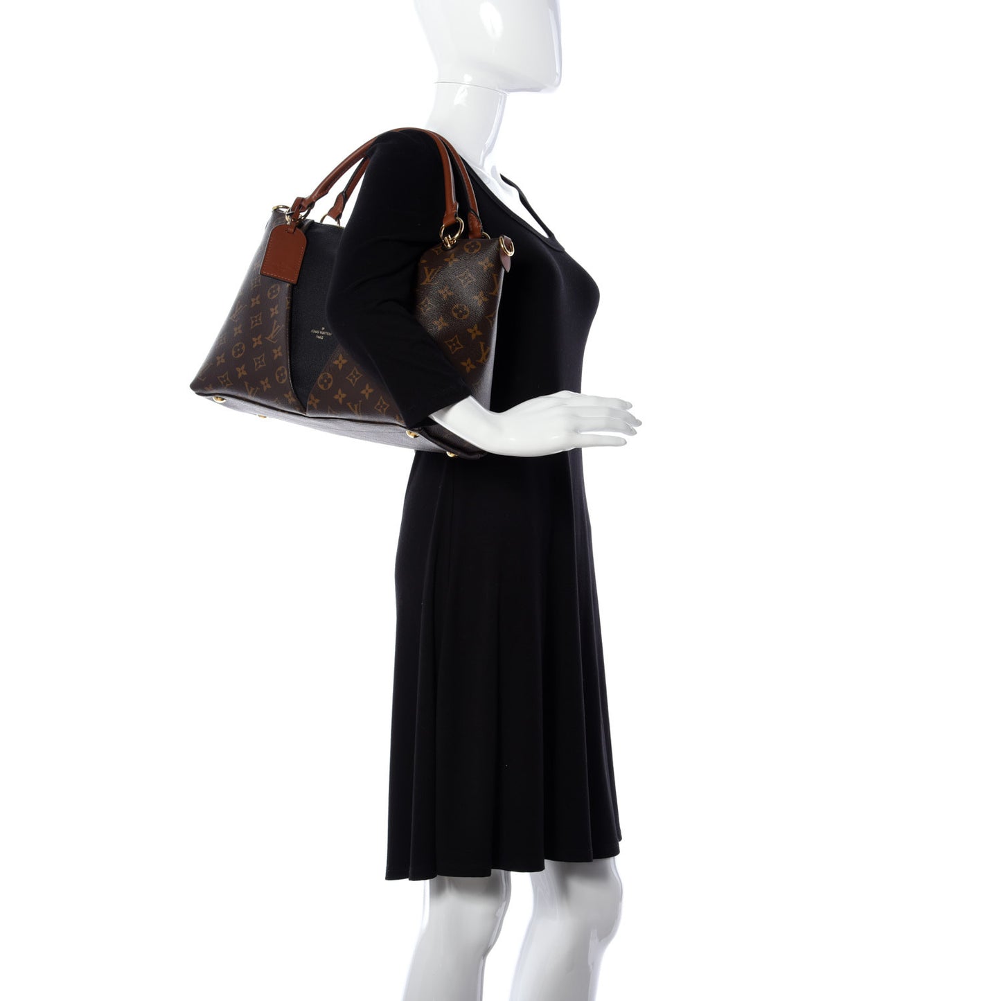 Monogram V Tote MM Black
