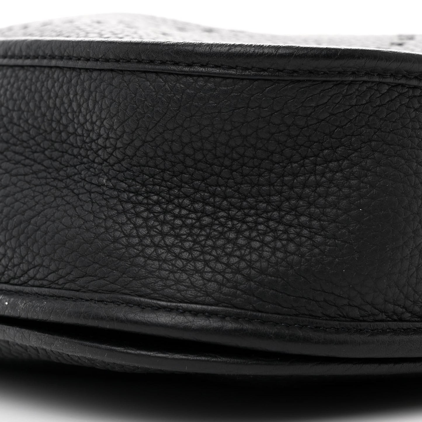 Taurillon Clemence Evelyne III PM Black