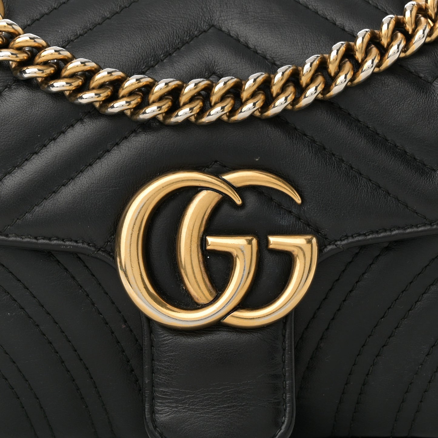 Calfskin Matelasse Mini GG Marmont Shoulder Bag Black