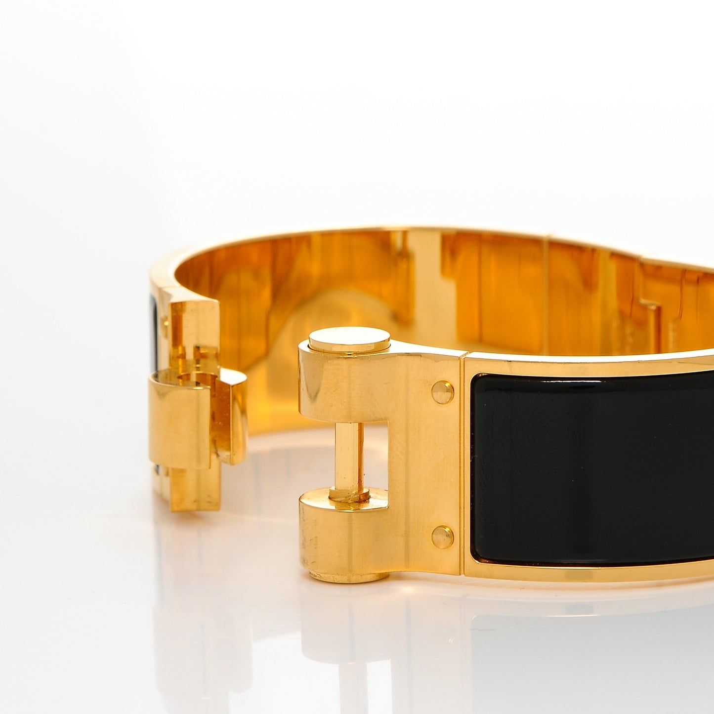 Enamel Wide Hinged Bracelet M Black