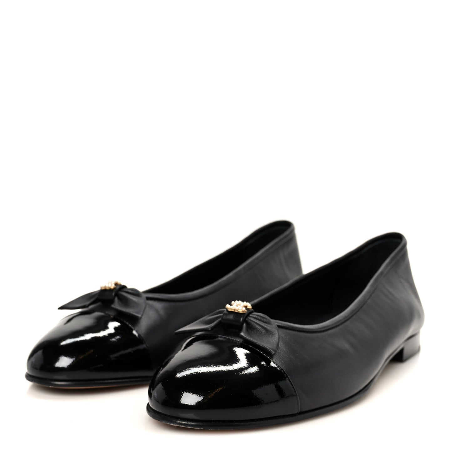 Lambskin Patent Cap Toe Pearl CC Ballerina Flats 40 Black