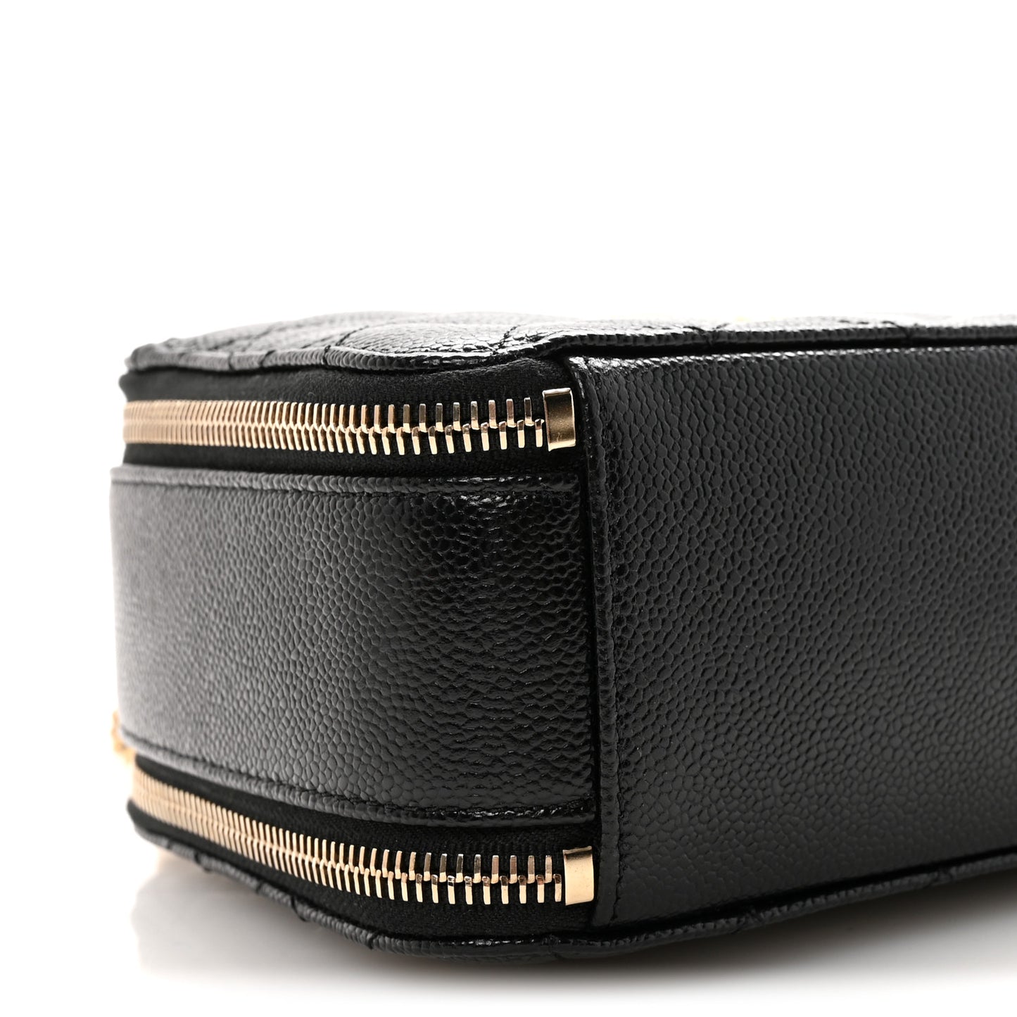 Caviar Quilted Small Pick Me Up Vanity Case Black