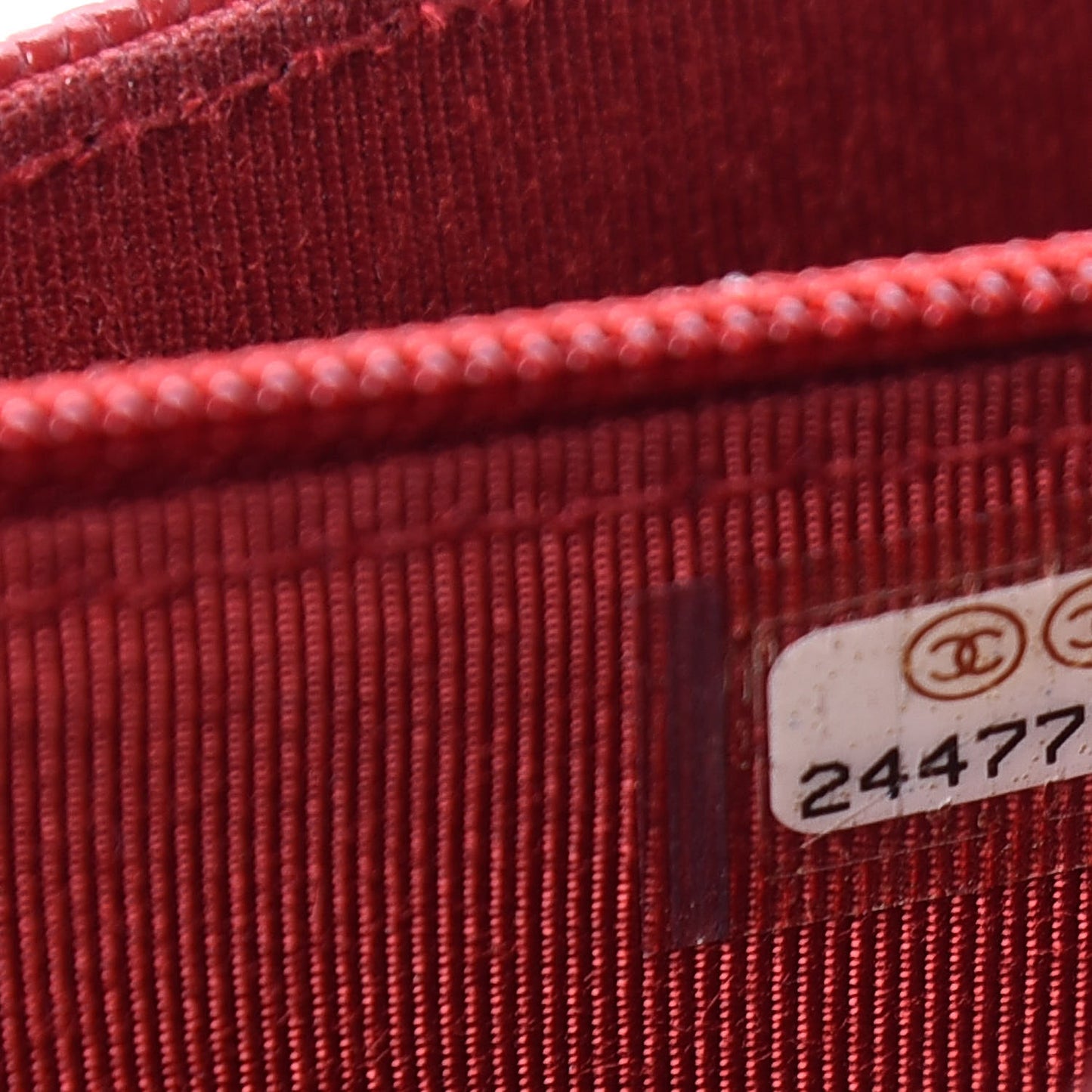 Caviar Quilted Square Wallet On Chain WOC Dark Red
