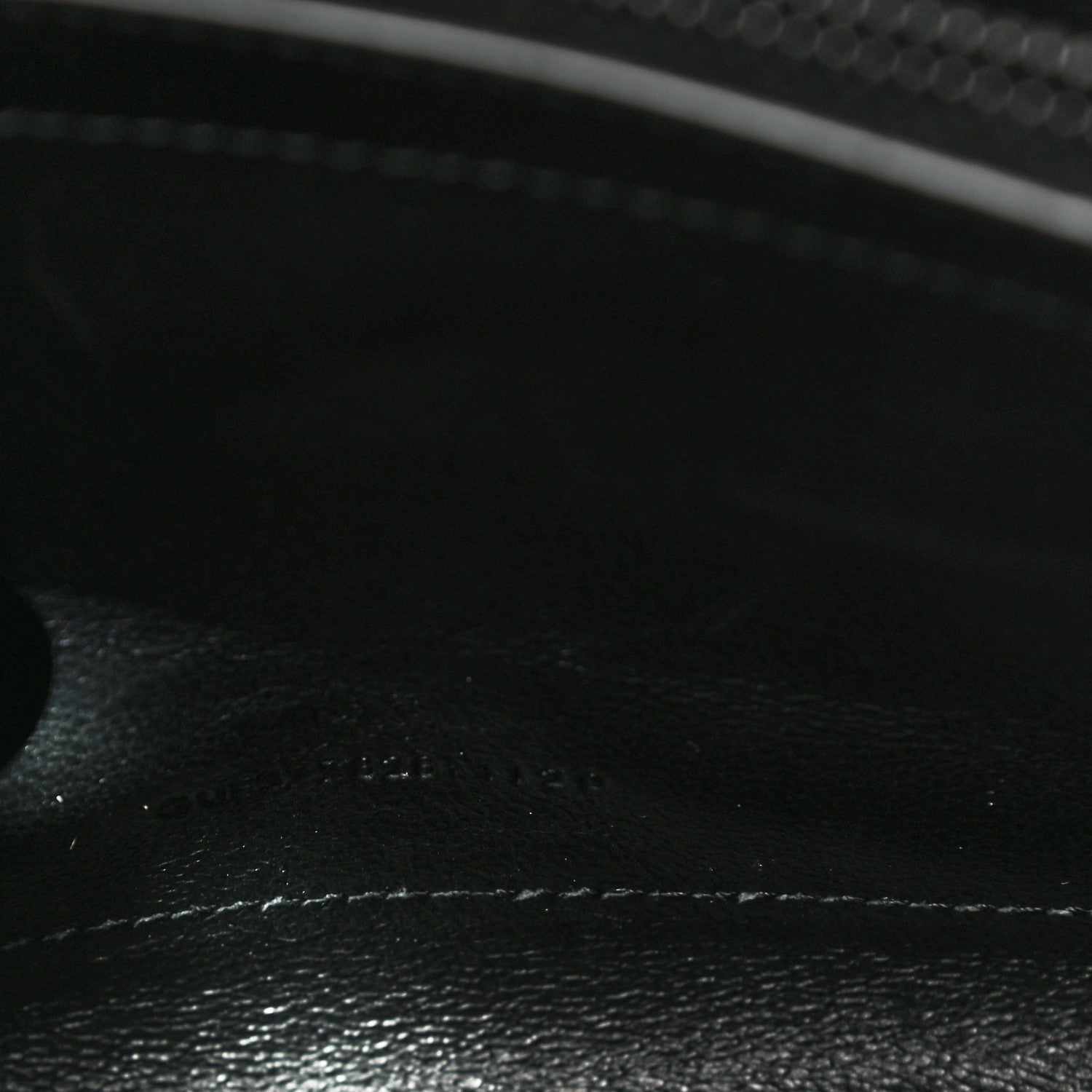 Saint Laurent Grain De Poudre Matelasse Chevron Monogram Chain Wallet Black 7 of 10