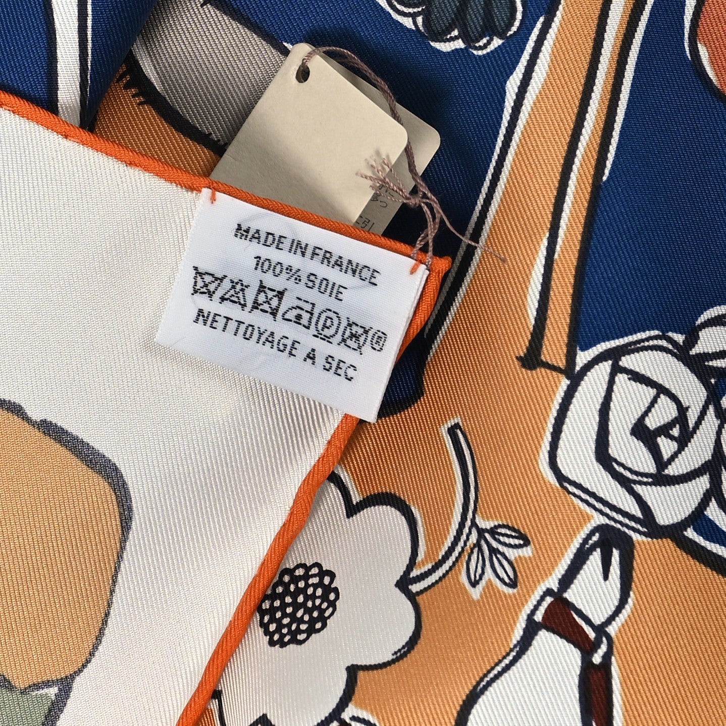 Silk Mille Et Un Lapins Scarf 90 White Marine Kaki