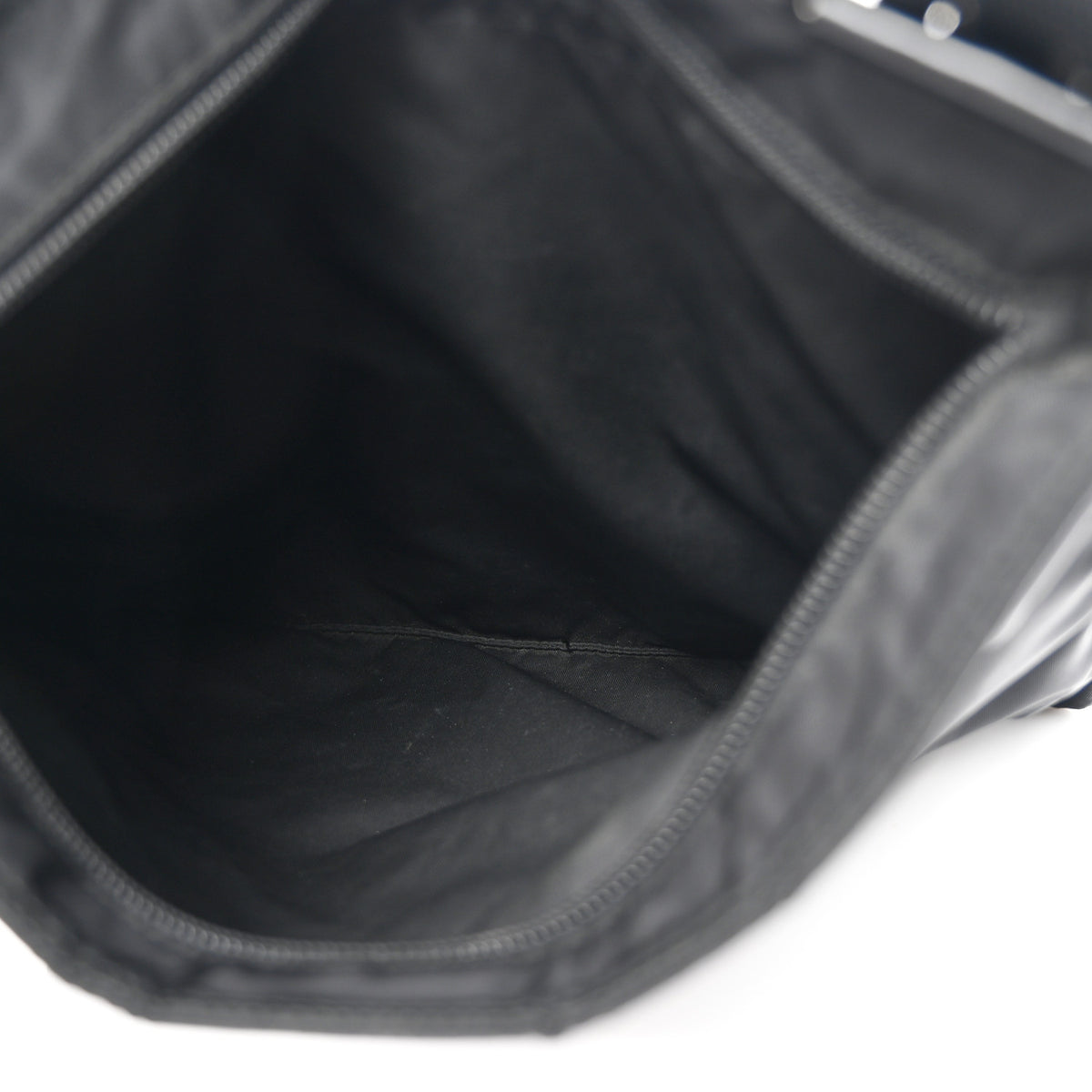 Nylon Vela Flat Messenger Bag Black