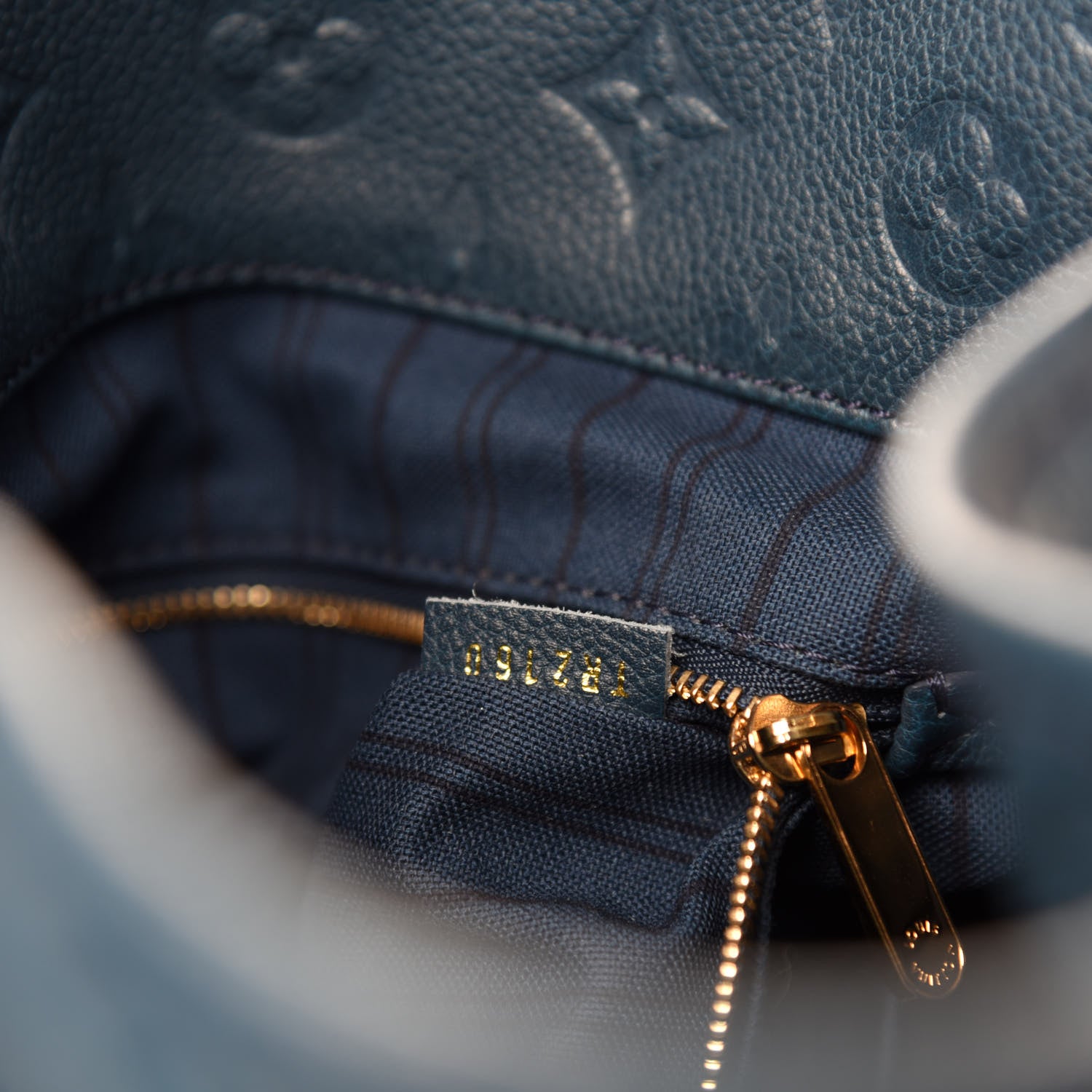 Louis Vuitton Empreinte Artsy MM Orage 9 of 10