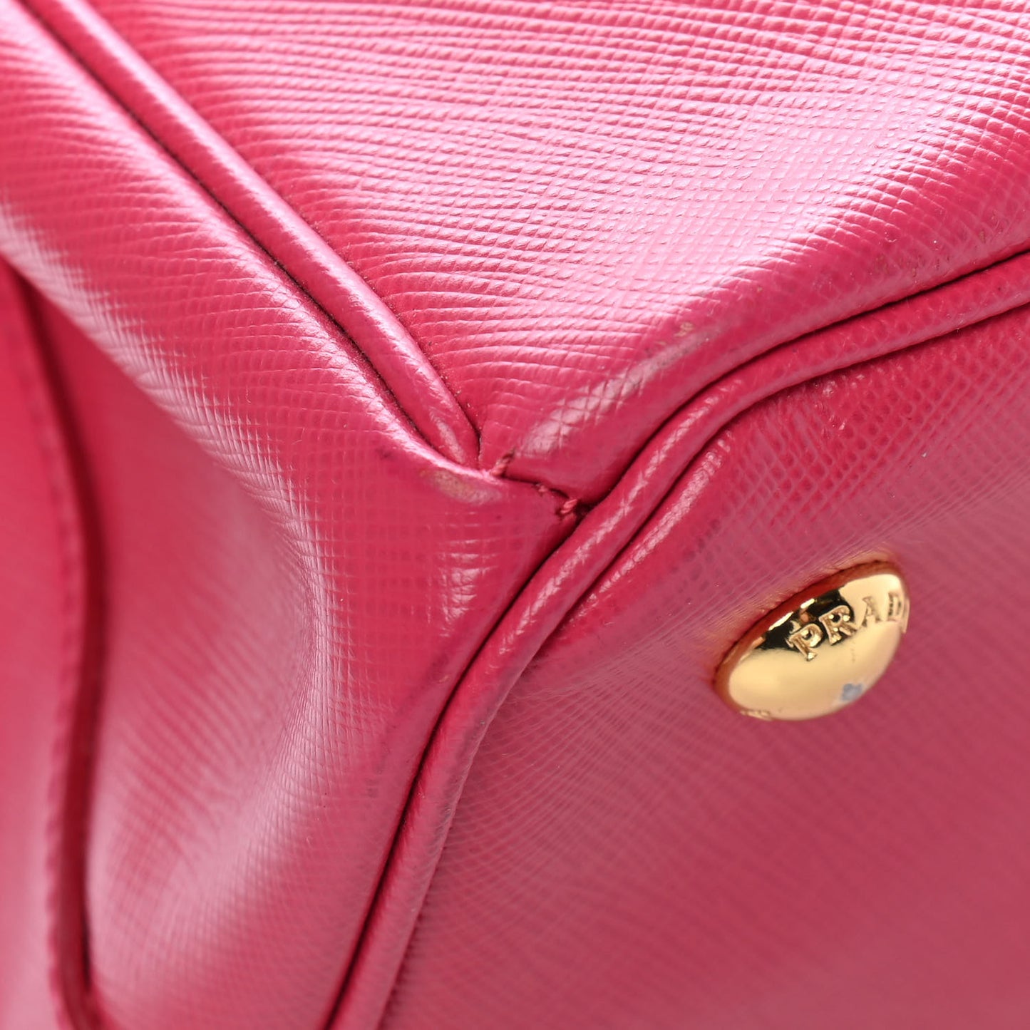 Saffiano Lux Medium Tote Bruyere