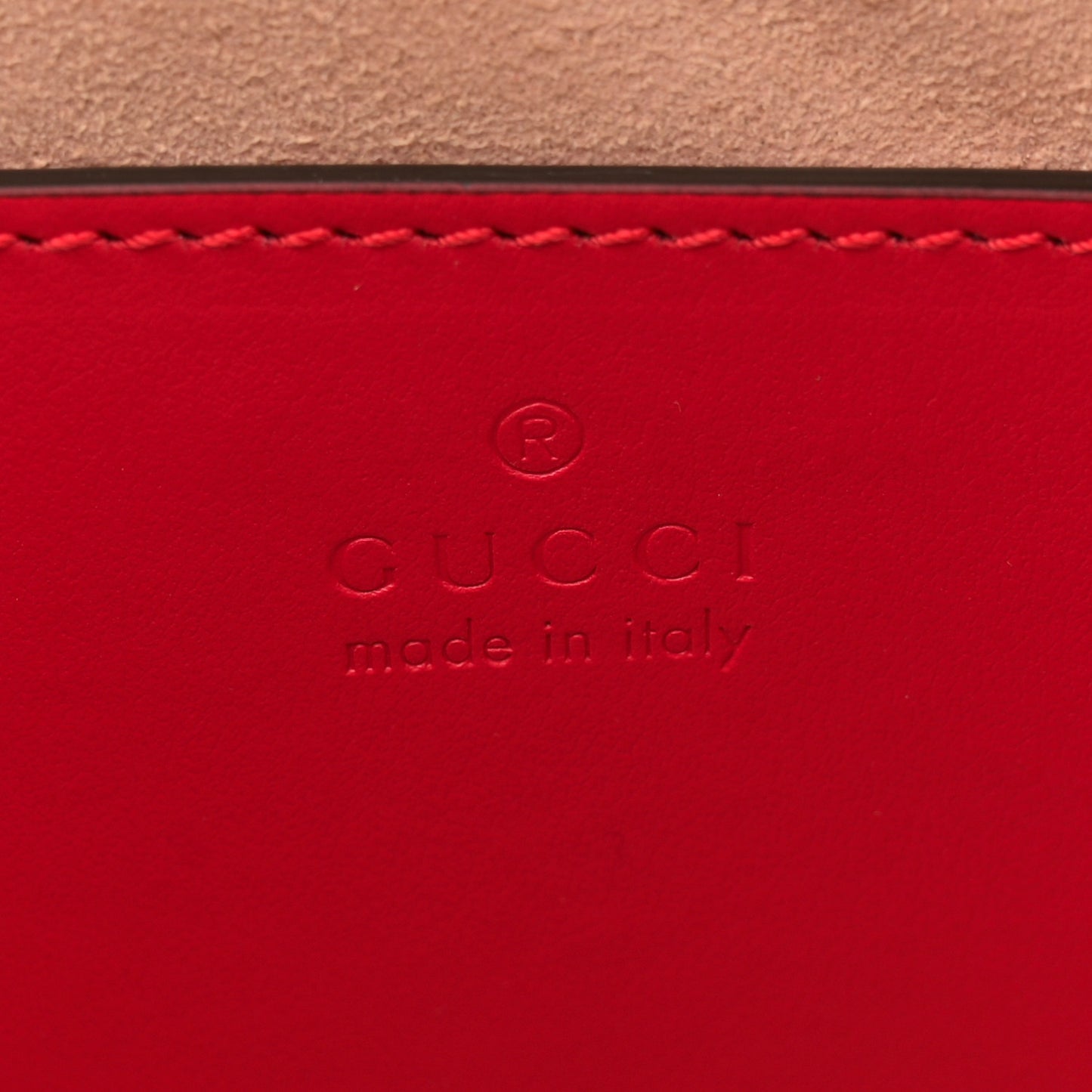 Calfskin Matelasse Chevron GG Marmont Sling Shoulder Bag Rosso