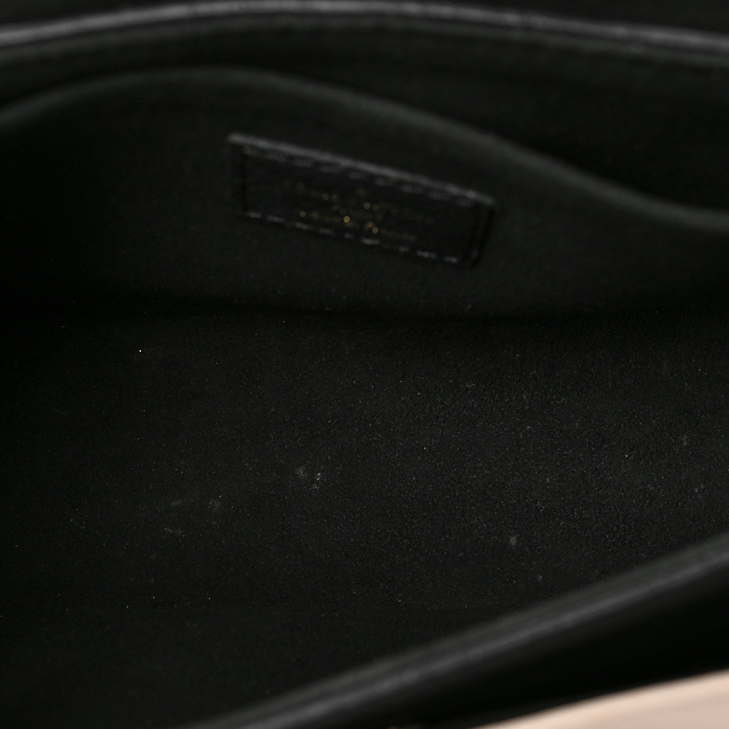 Louis Vuitton Grained Calfskin Lockme Tender Black 5 of 8