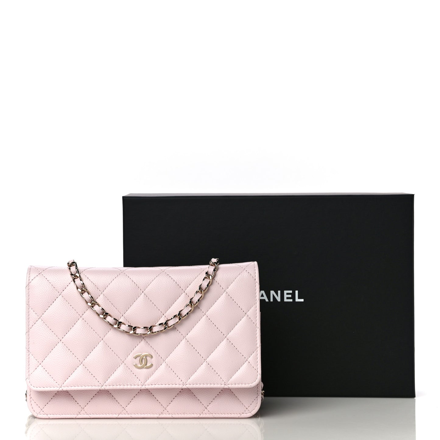 Caviar Quilted Wallet On Chain WOC Light Pink