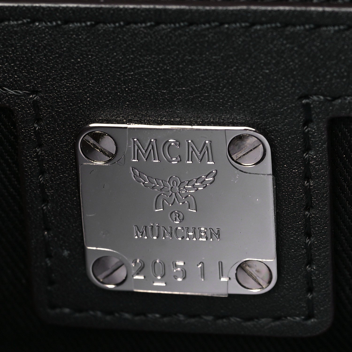 MCM Calfskin Ottomar Large Klara Hobo Black 5 of 5