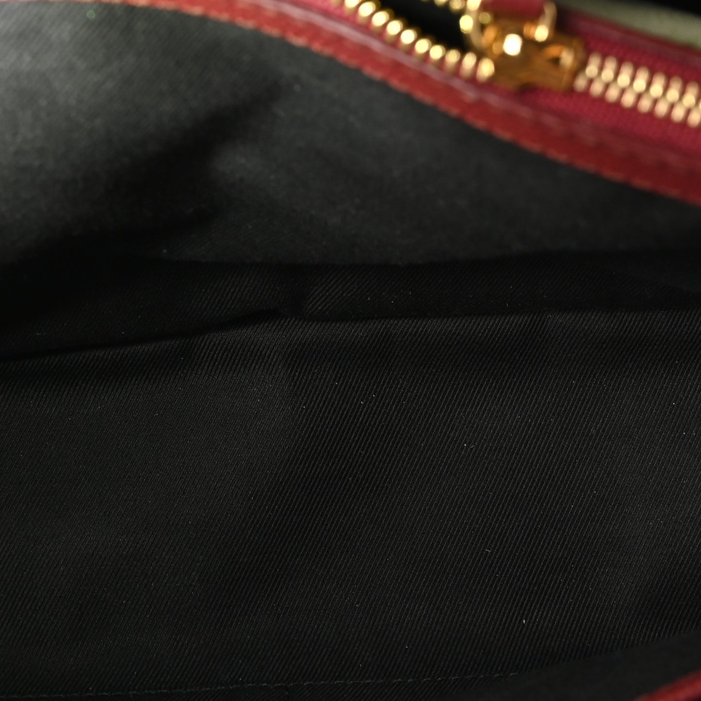 Grainy Calfskin House Check Medium Banner Tote Crimson