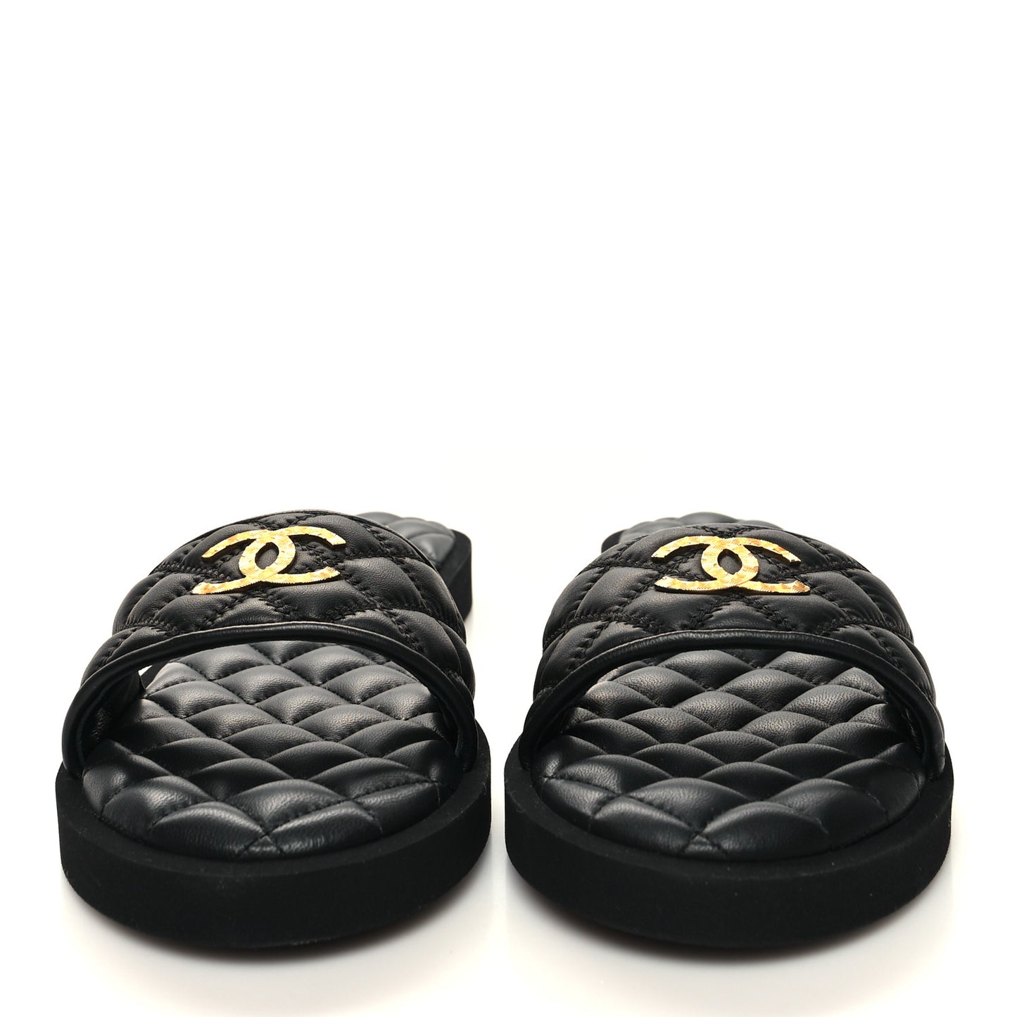 Lambskin Quilted Textured CC Mules Sandals 39 Black