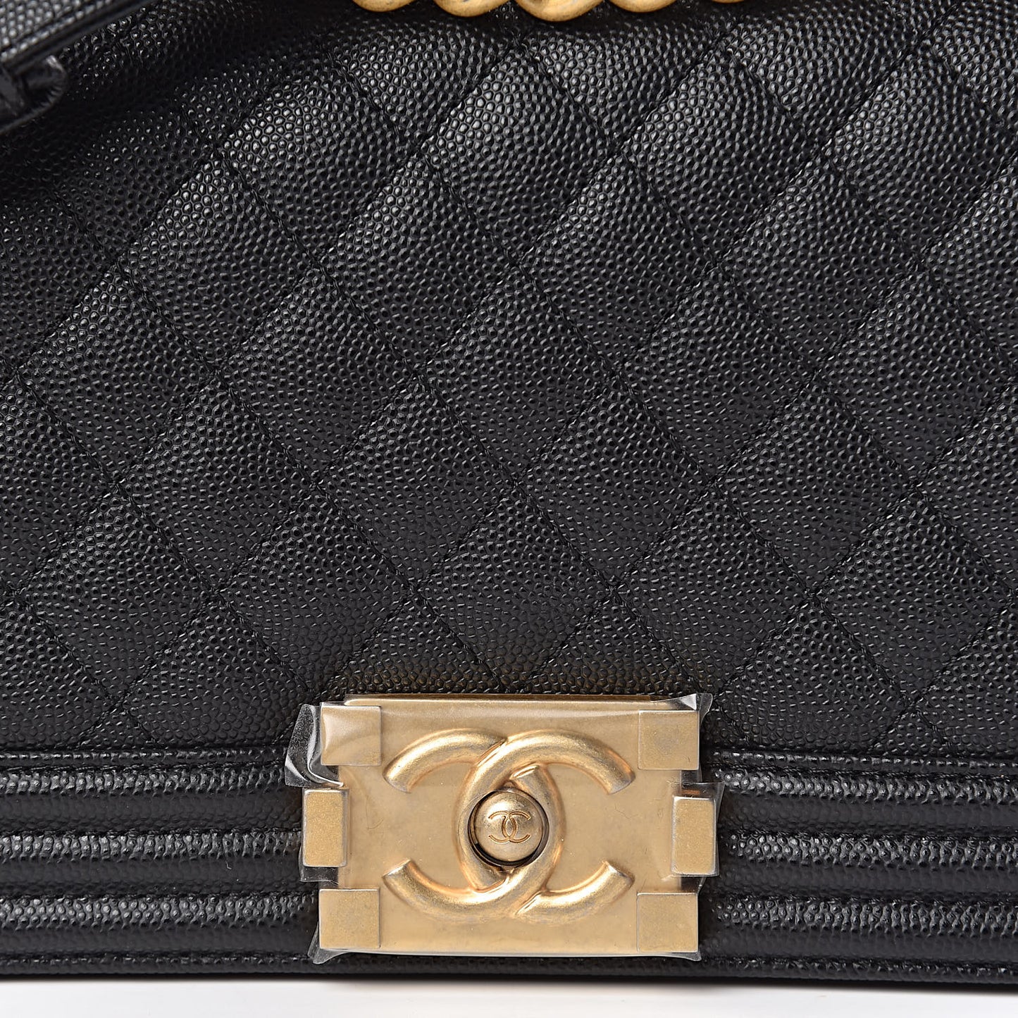Caviar Quilted Medium Boy Flap Black