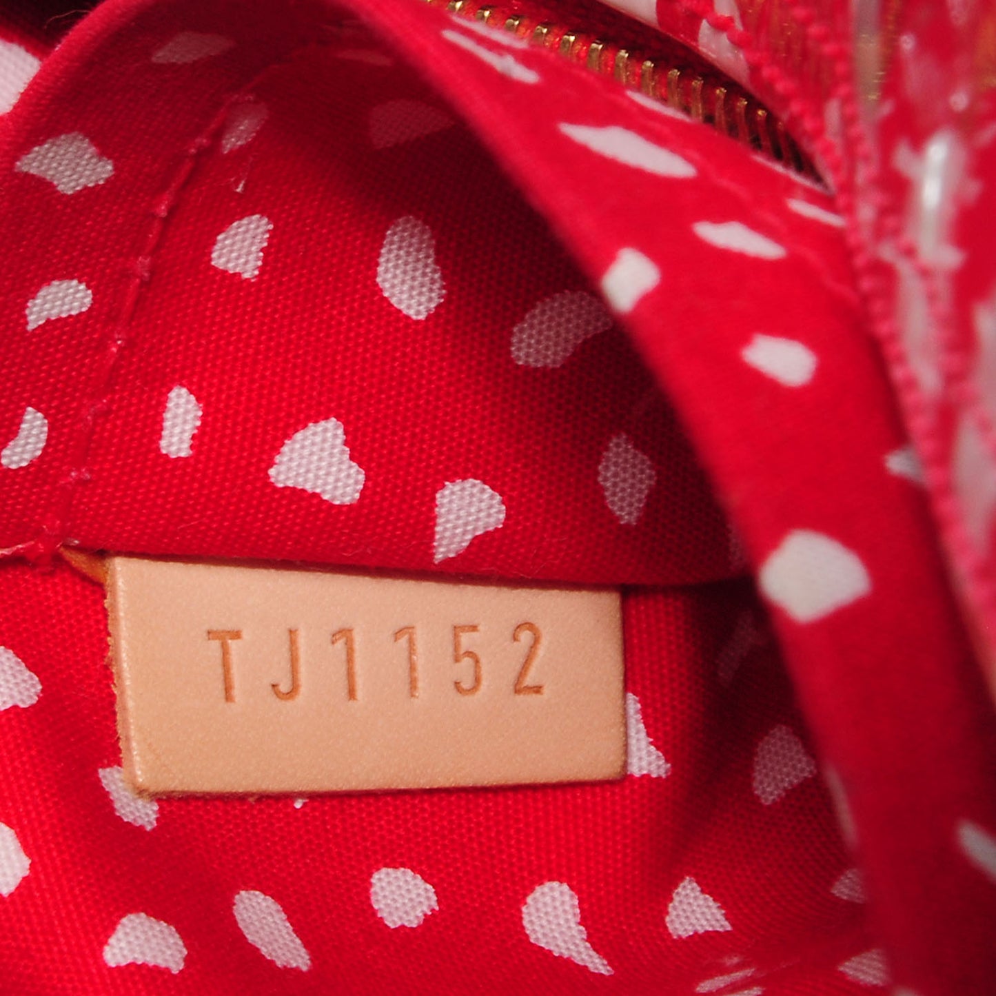 Vernis Kusama Infinity Dots Papillon 30 Red