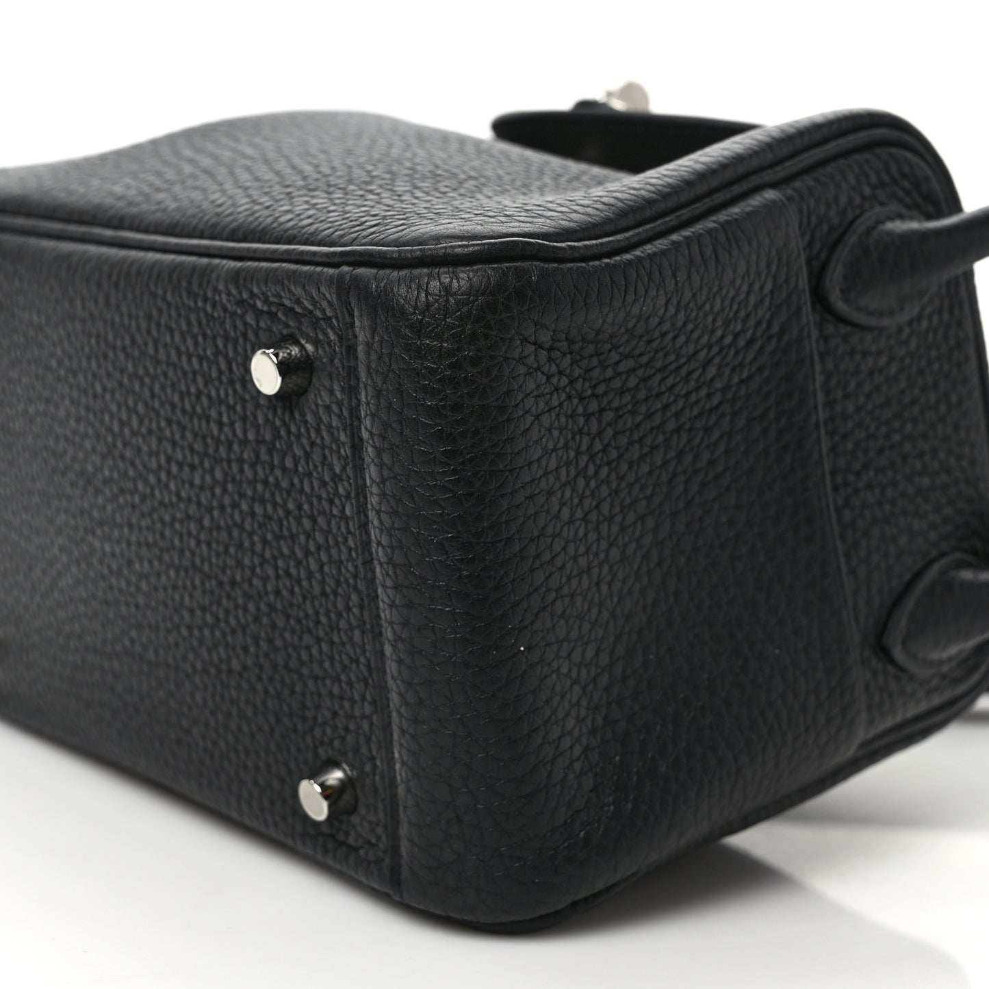 Taurillon Clemence Mini Lindy 20 Black