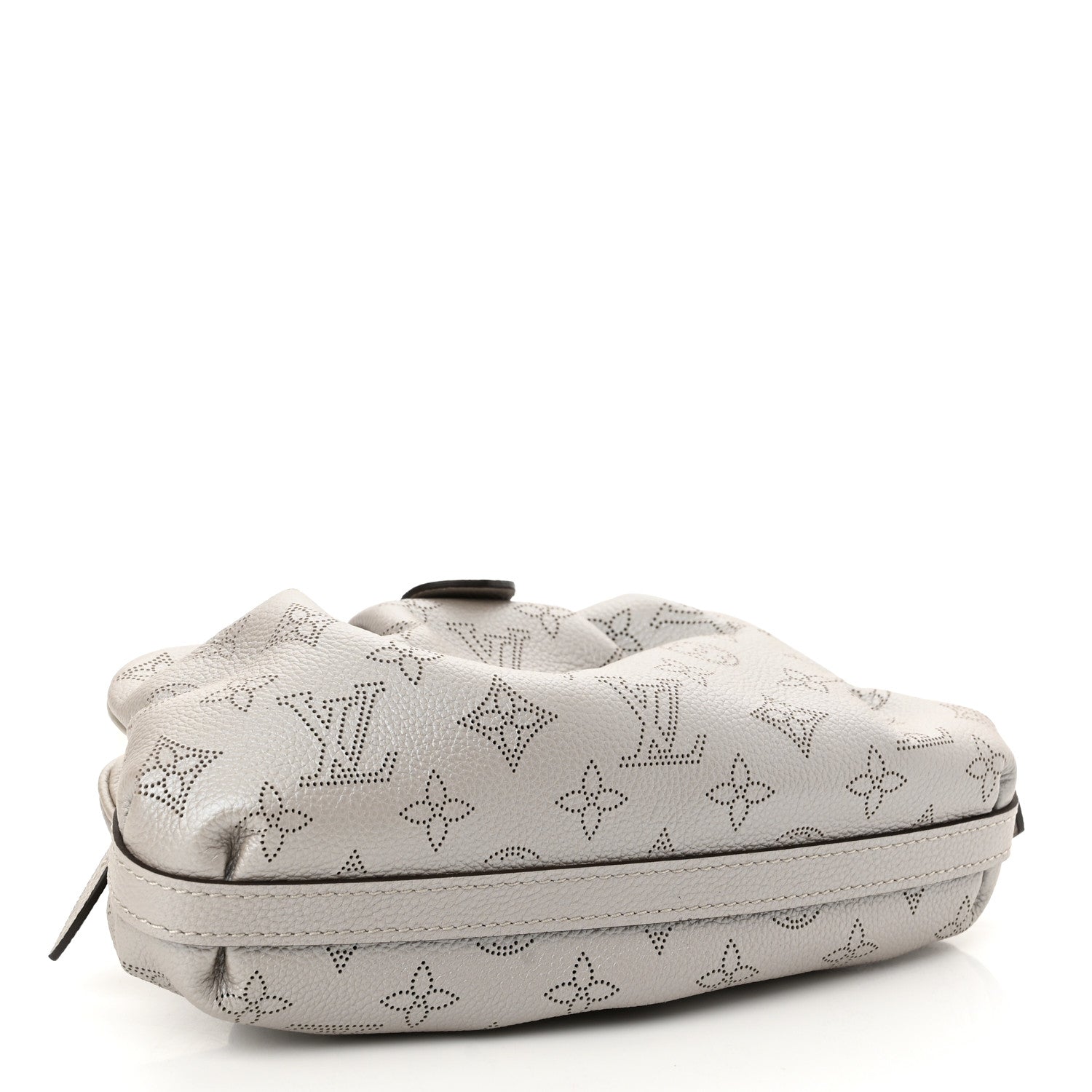 Louis Vuitton Mahina Scala Mini Pouch Gris Souris 4 of 10