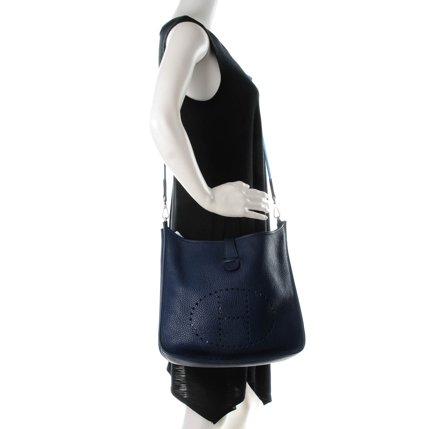 Taurillon Clemence Evelyne III GM Bleu De Malte