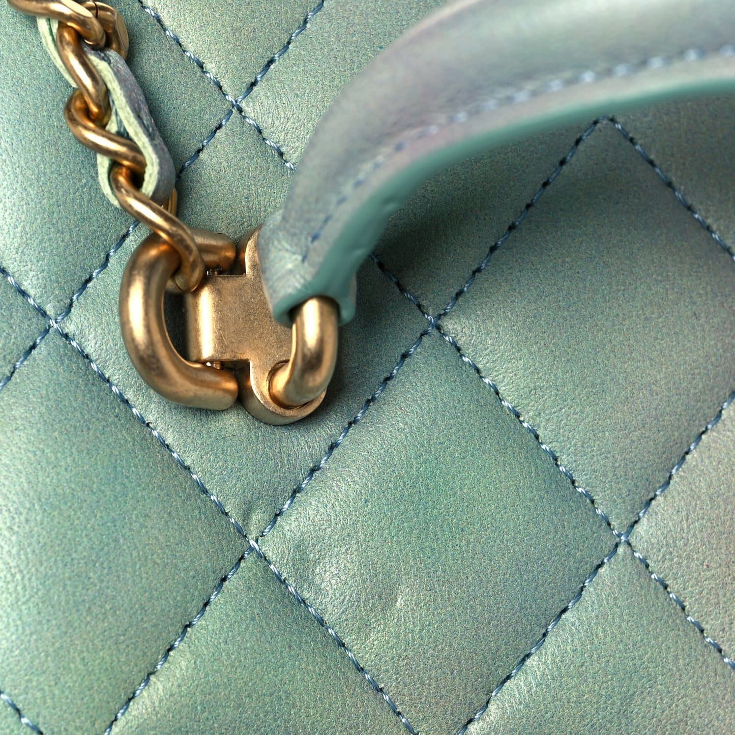 Lambskin Quilted Ombre Small Top Handle Vanity Case With Chain Blue Green